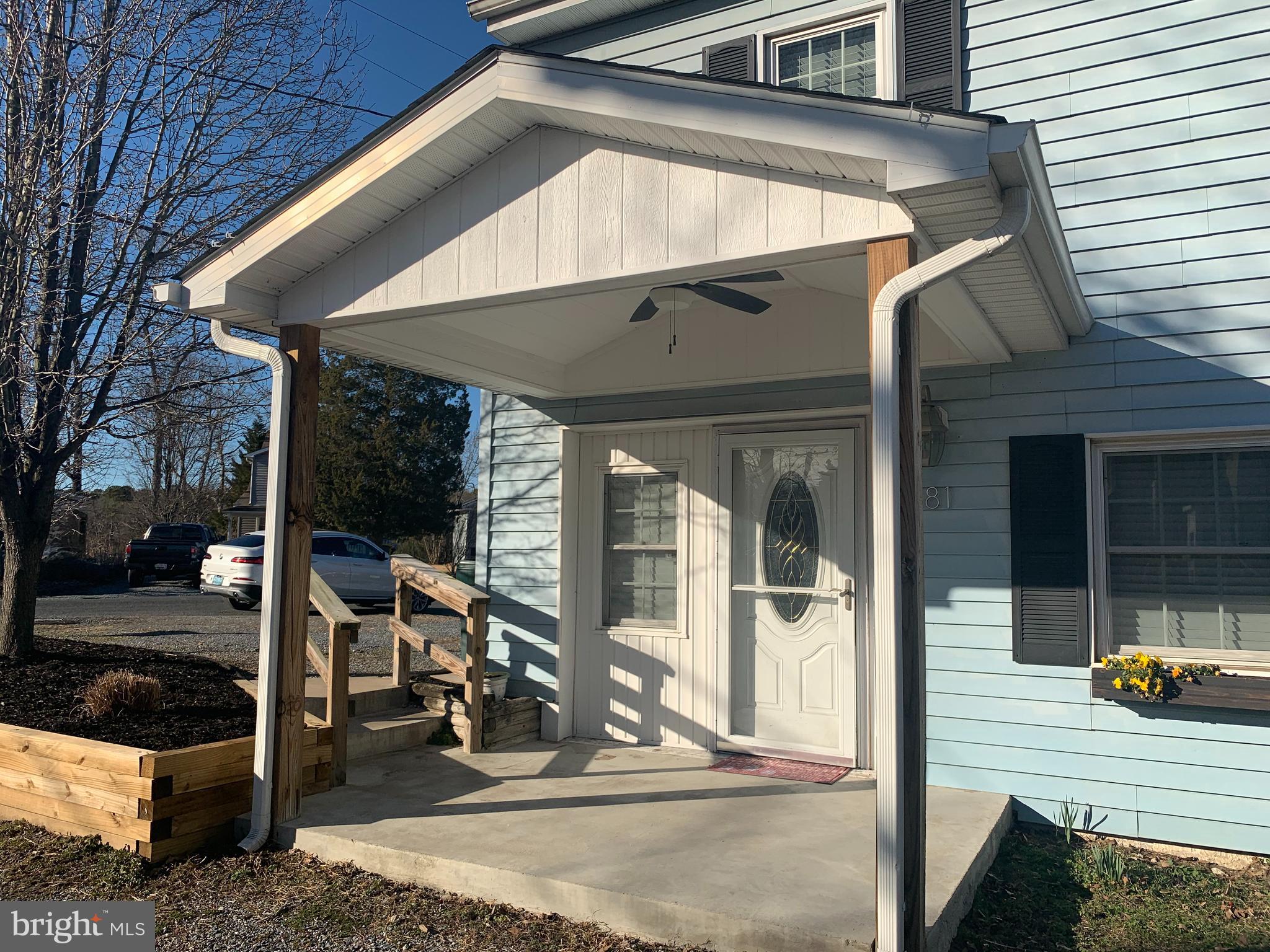 POWHATAN BEACH - Residential Lease