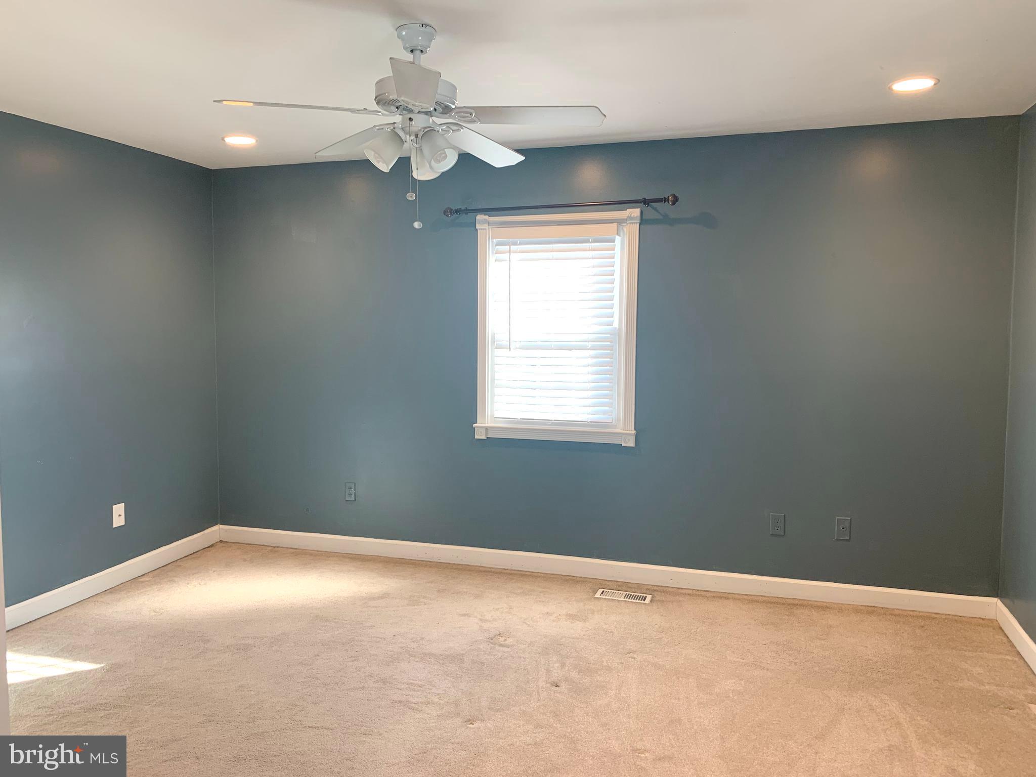 POWHATAN BEACH - Residential Lease