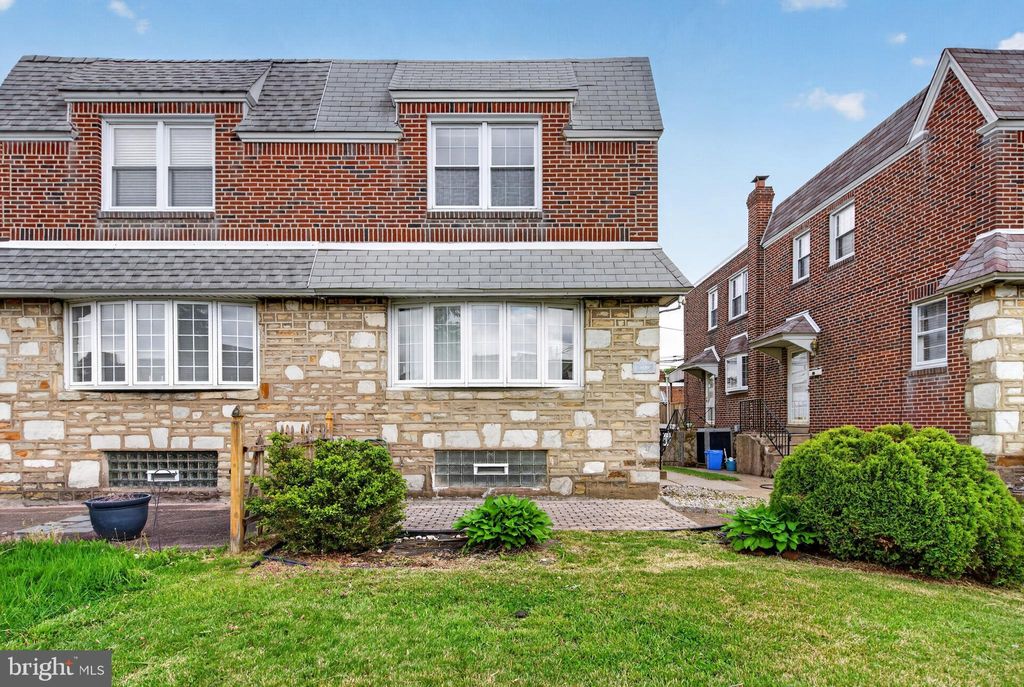 Photo of 8129 Revere Street, PHILADELPHIA, PA 19152 (MLS # PAPH2615876)