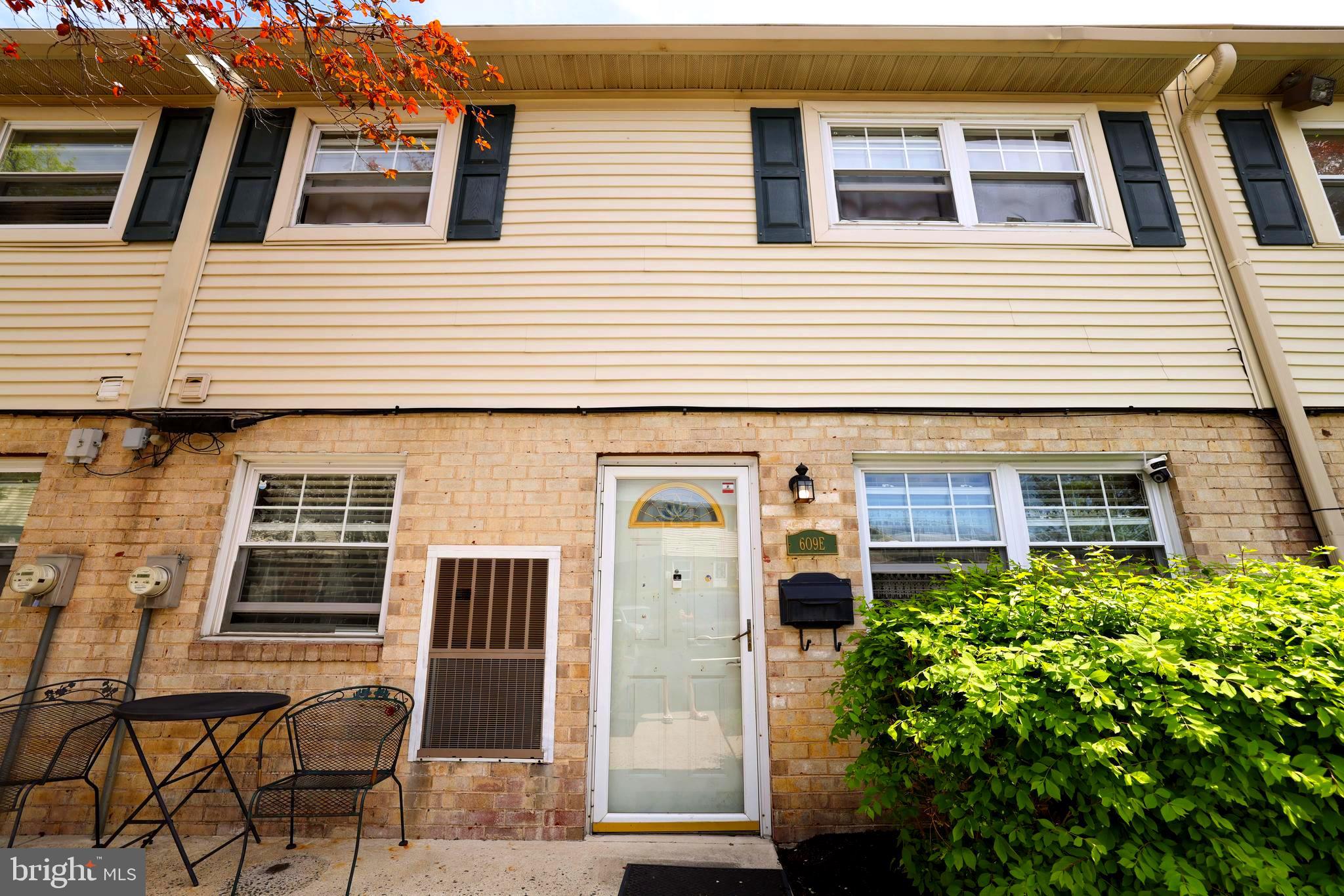Welcome to this well-maintained interior row/townhouse offering 1,040 square feet of comfortable living space. This home features two spacious bedrooms, one full bath, and a convenient half bath on the main level. The layout is thoughtfully designed with an open-concept living and dining area, perfect for entertaining or relaxing at home. Enjoy natural light throughout, a functional kitchen, and cozy living spaces. This home is ideal for first-time buyers or investors and is located in a convenient area.