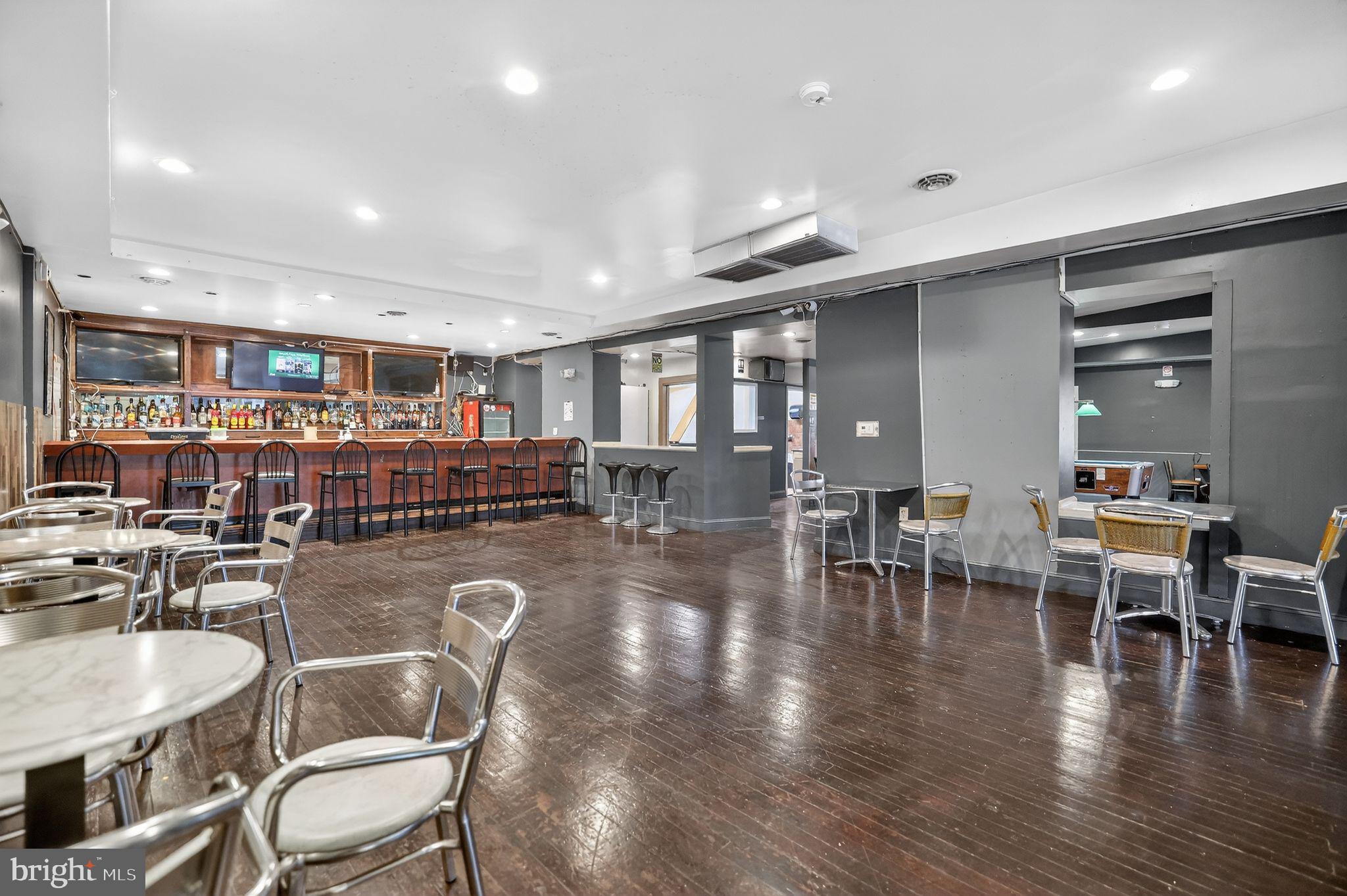 FELLS POINT HISTORIC DISTRICT - Commercial Sale