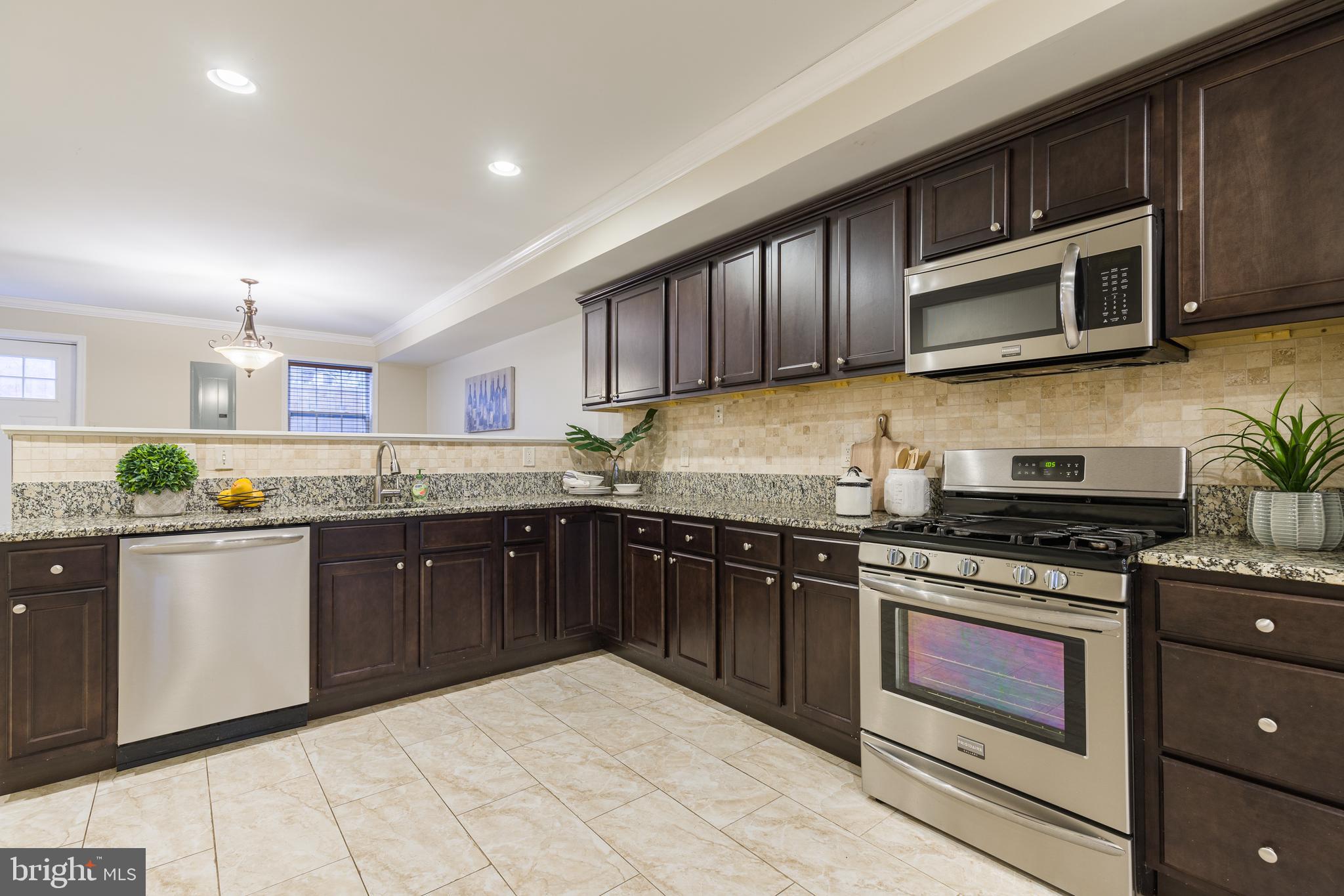 UPPER FELLS POINT - Residential