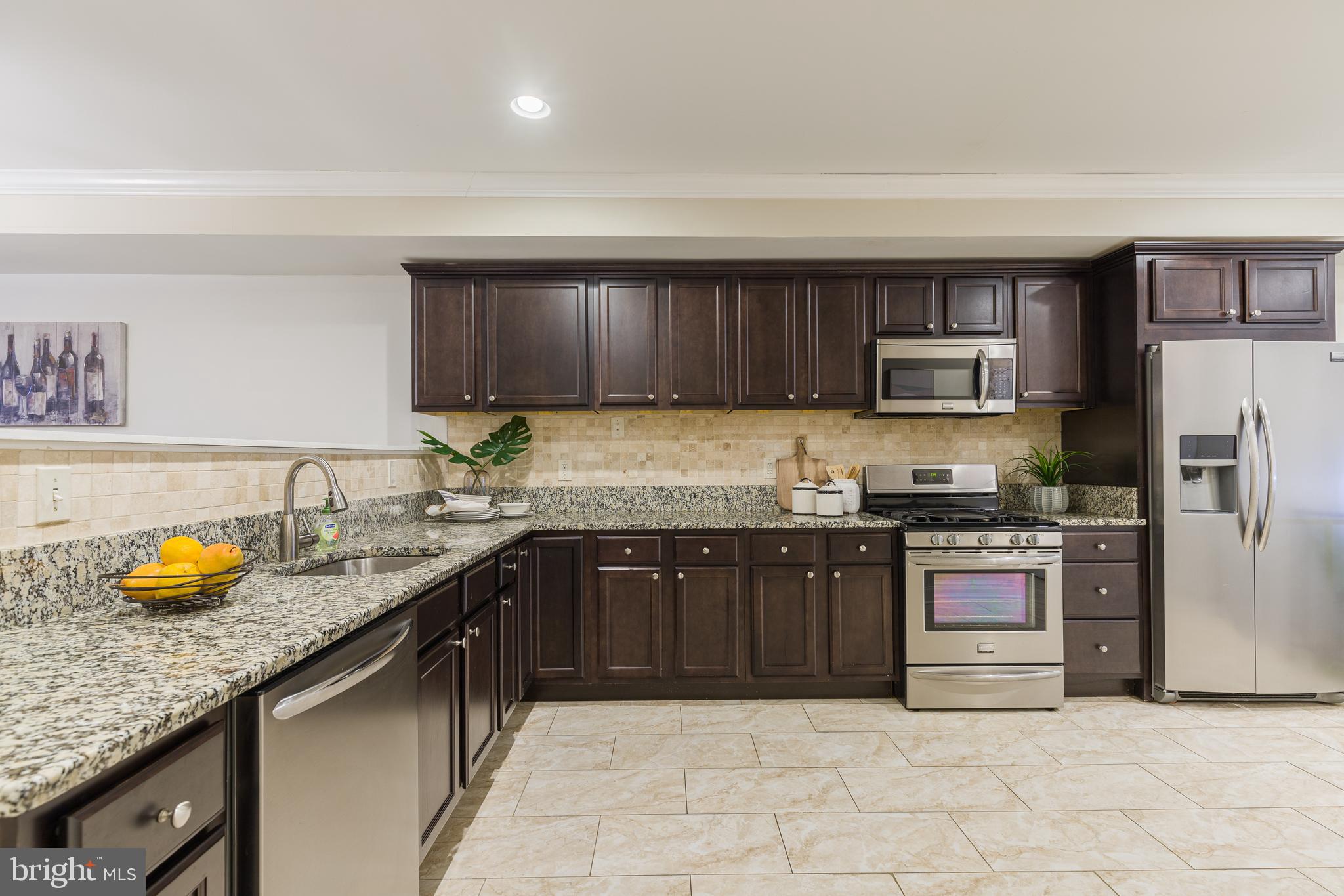 UPPER FELLS POINT - Residential