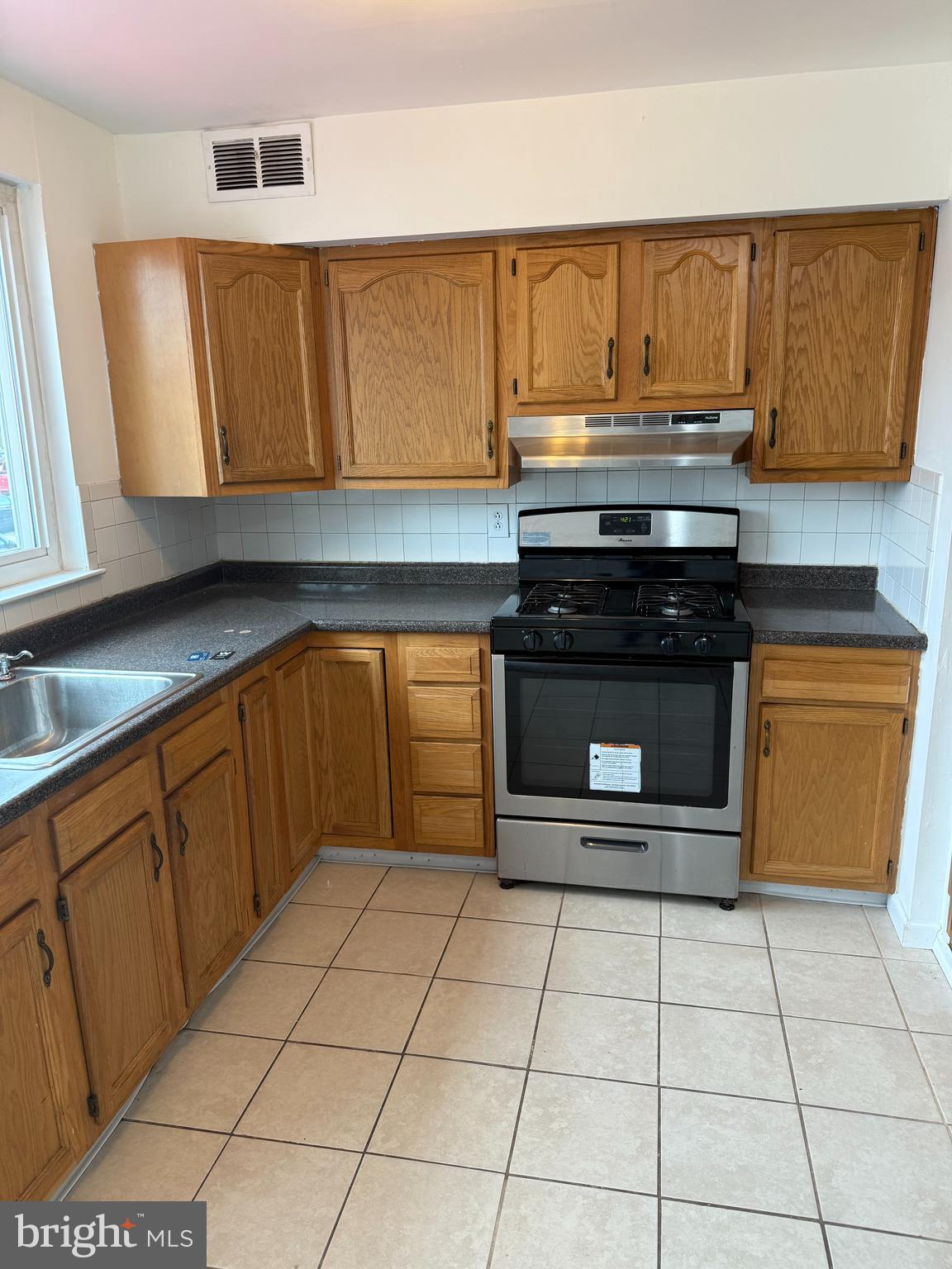 YORKTOWN - Residential