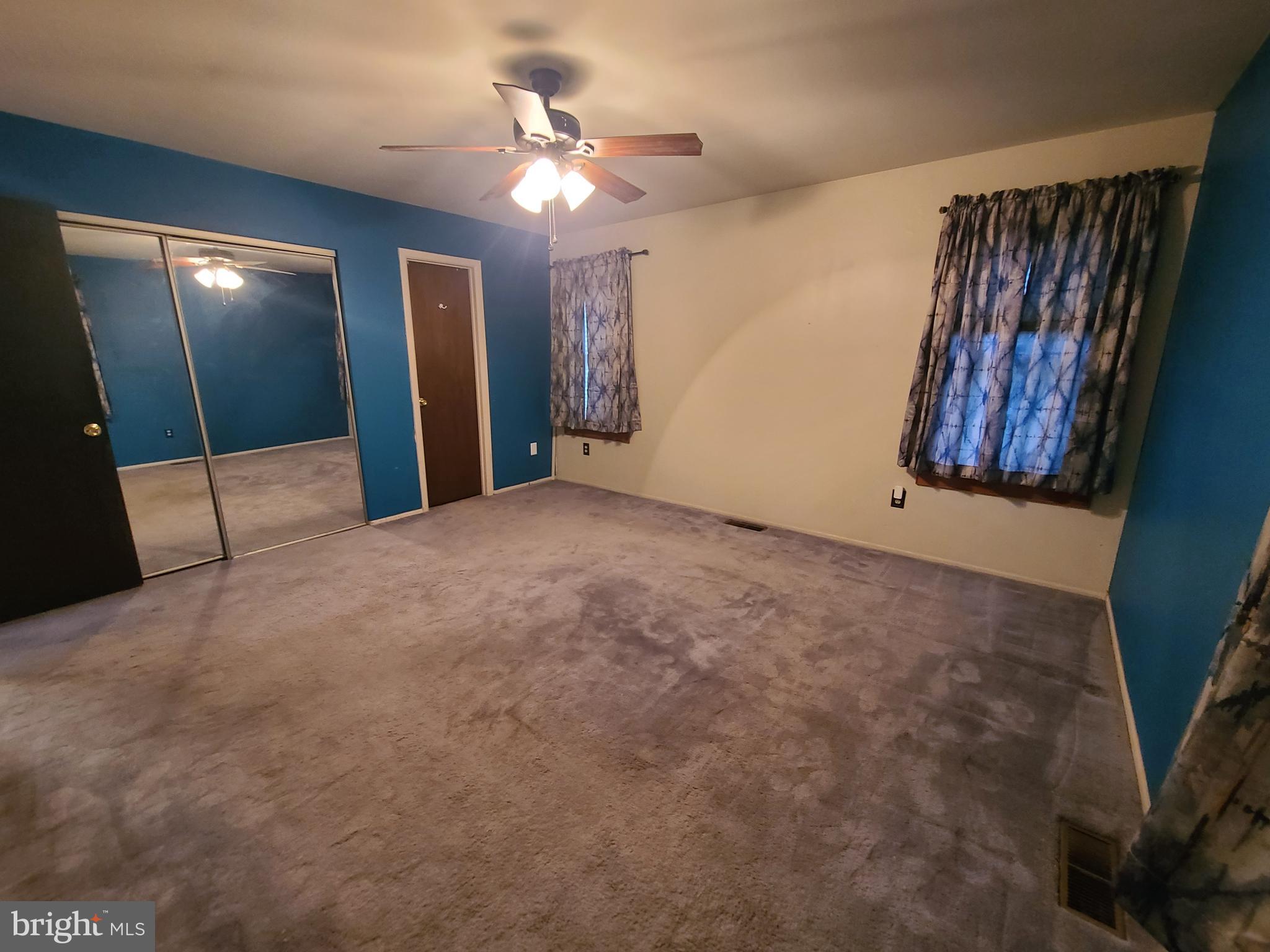 FARMING RIDGE - Residential