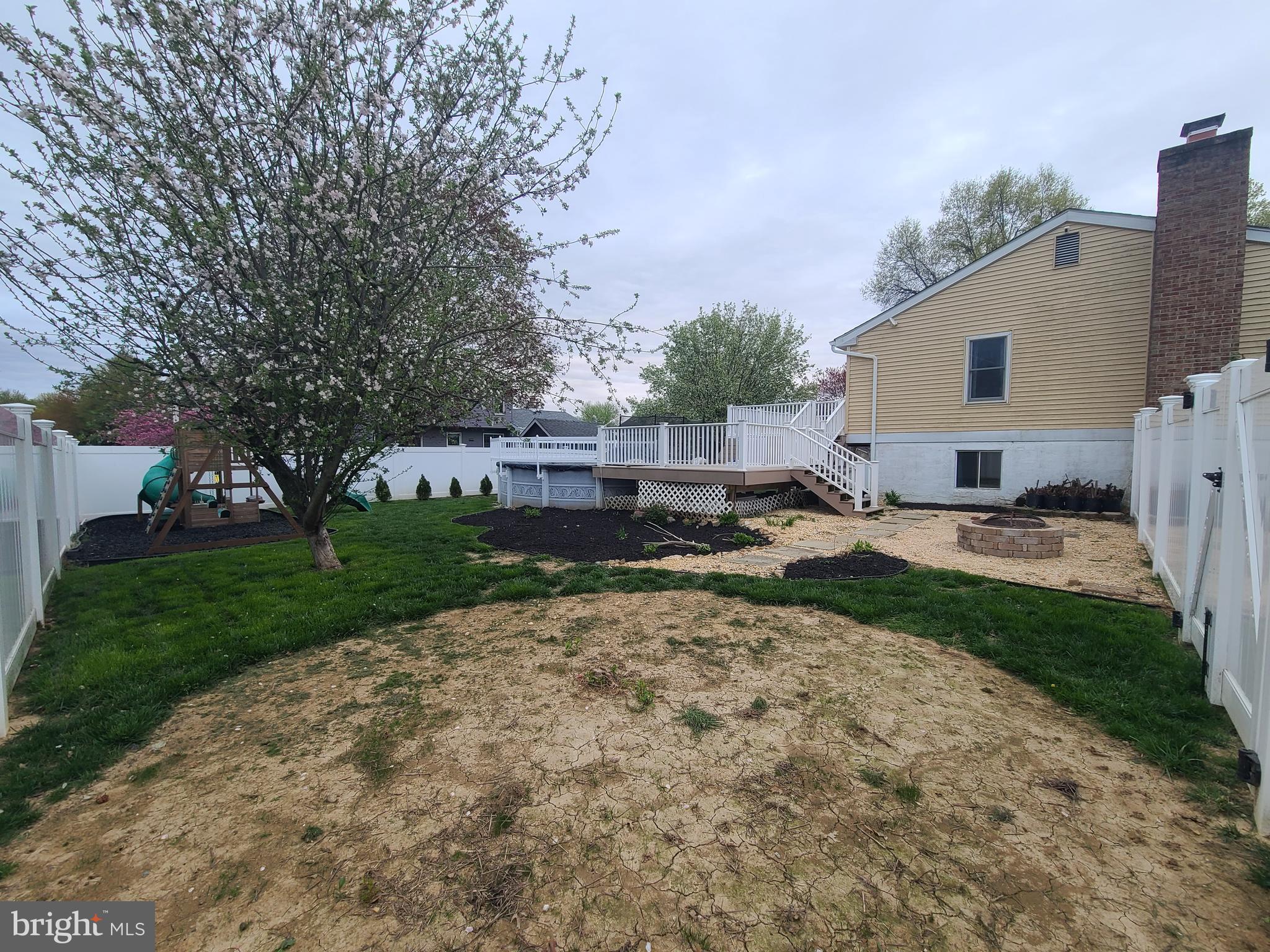 FARMING RIDGE - Residential