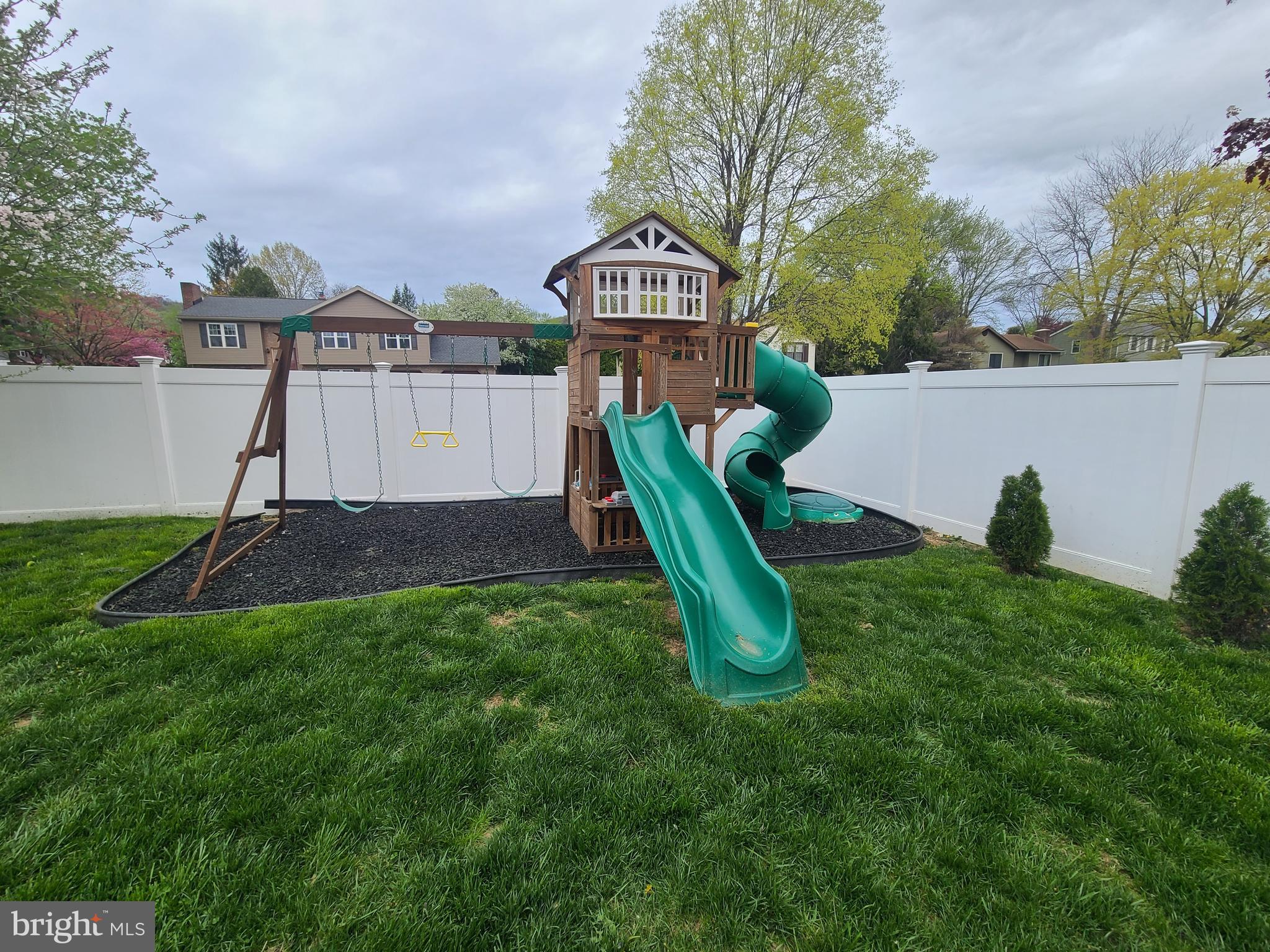 FARMING RIDGE - Residential