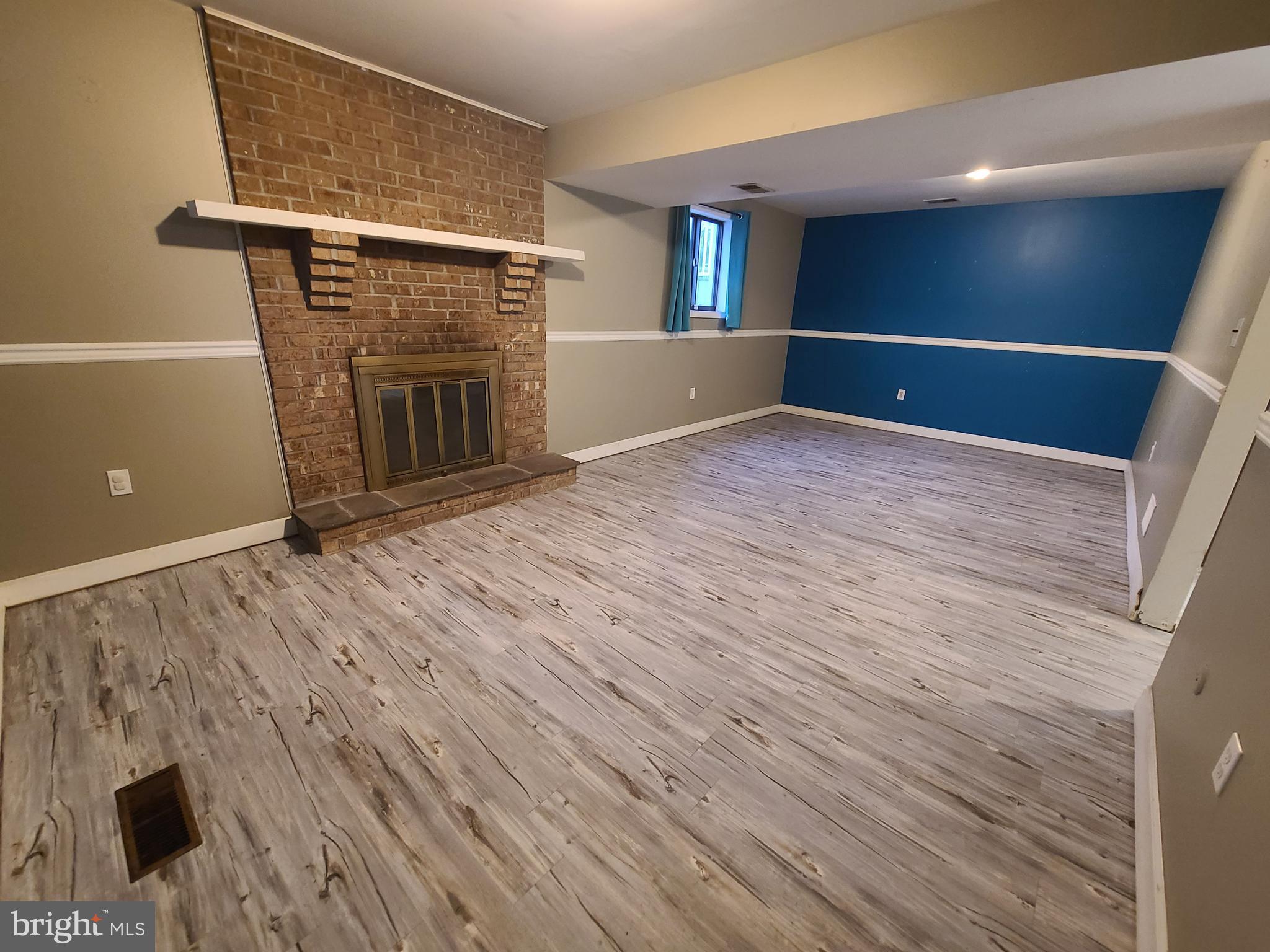 FARMING RIDGE - Residential