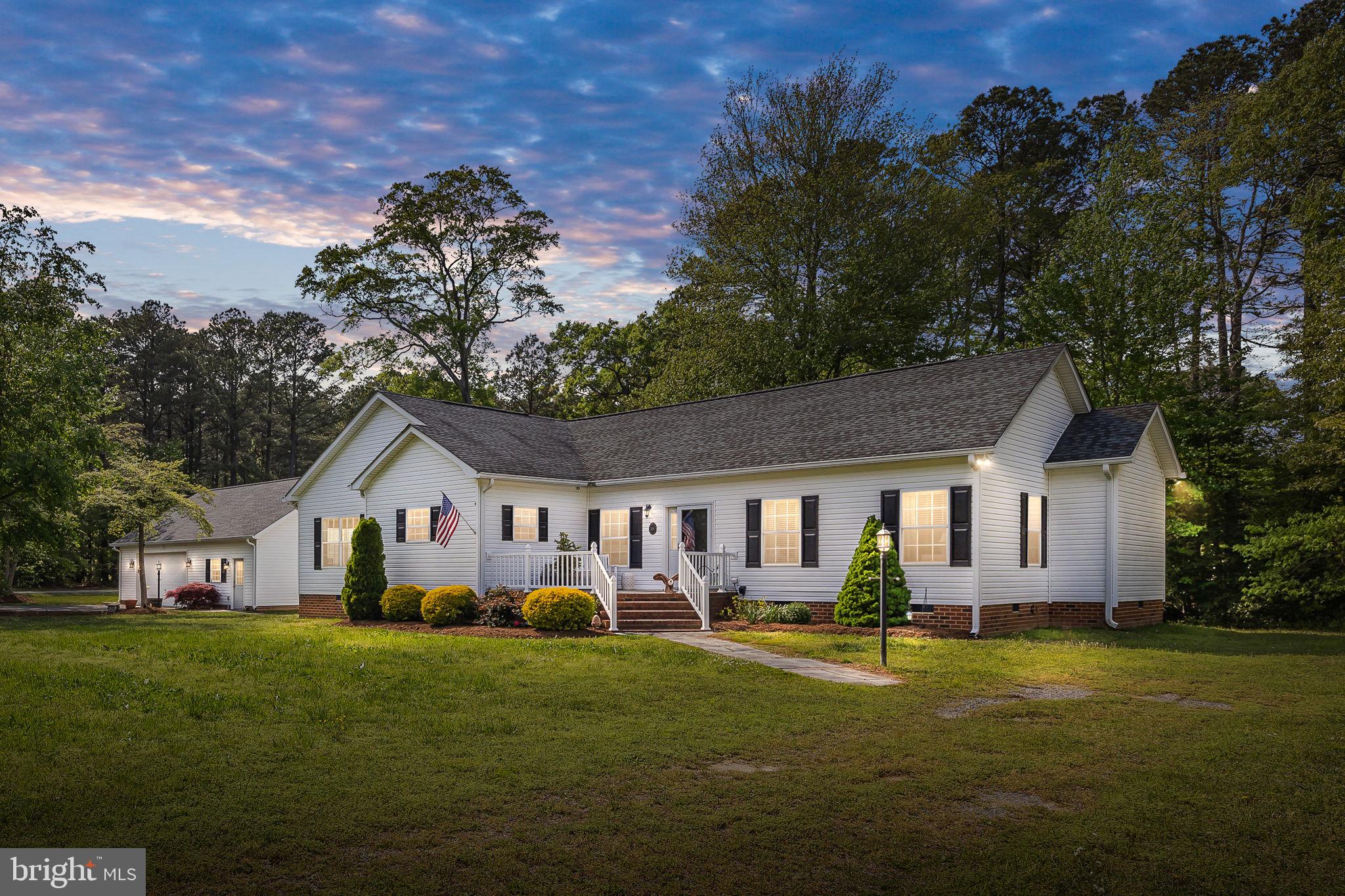 CABIN POINT / GLEBE HARBOR - Residential