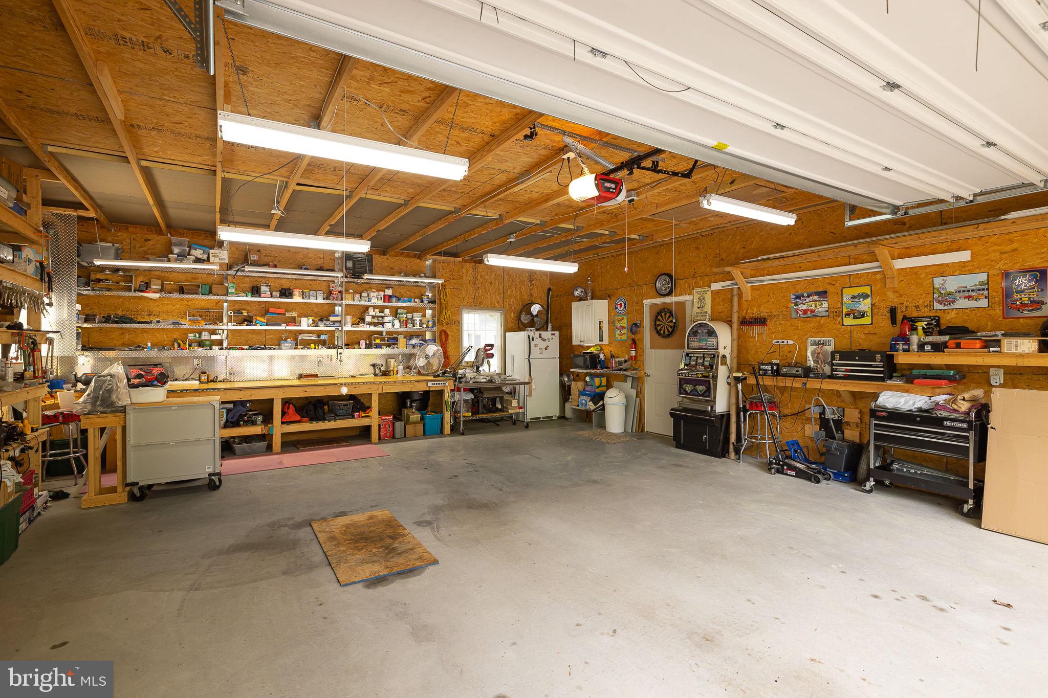 CABIN POINT / GLEBE HARBOR - Residential