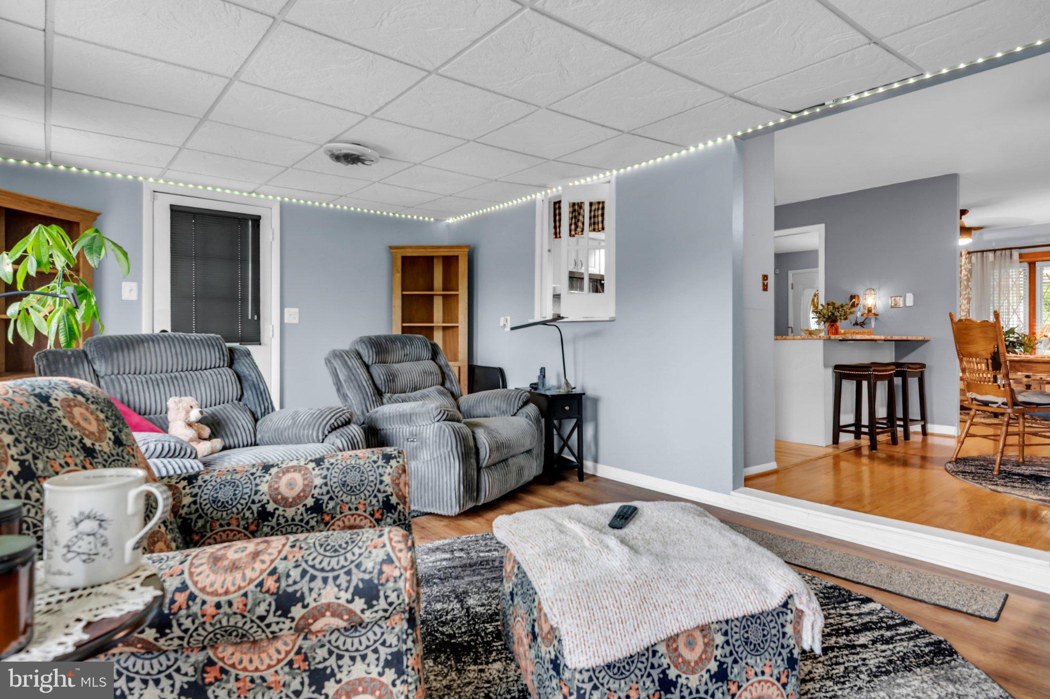 COLONIAL ACRES - Residential