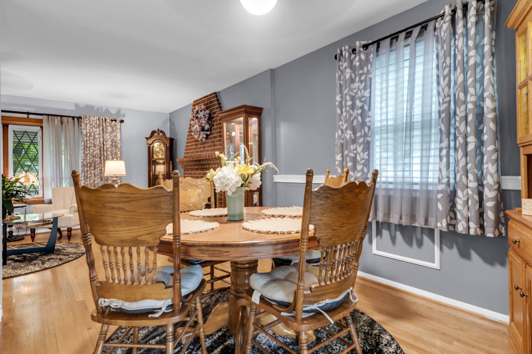 COLONIAL ACRES - Residential