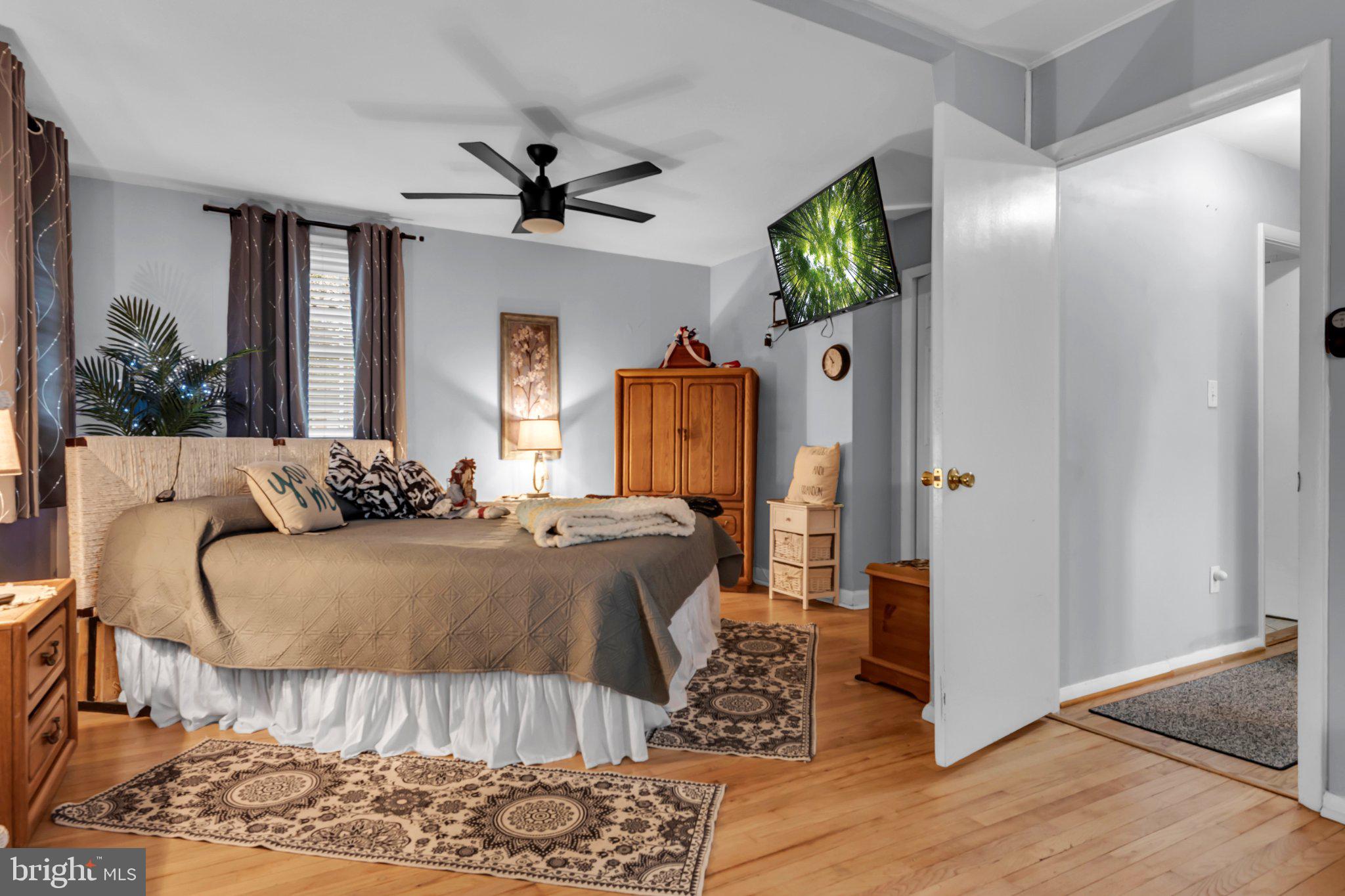 COLONIAL ACRES - Residential