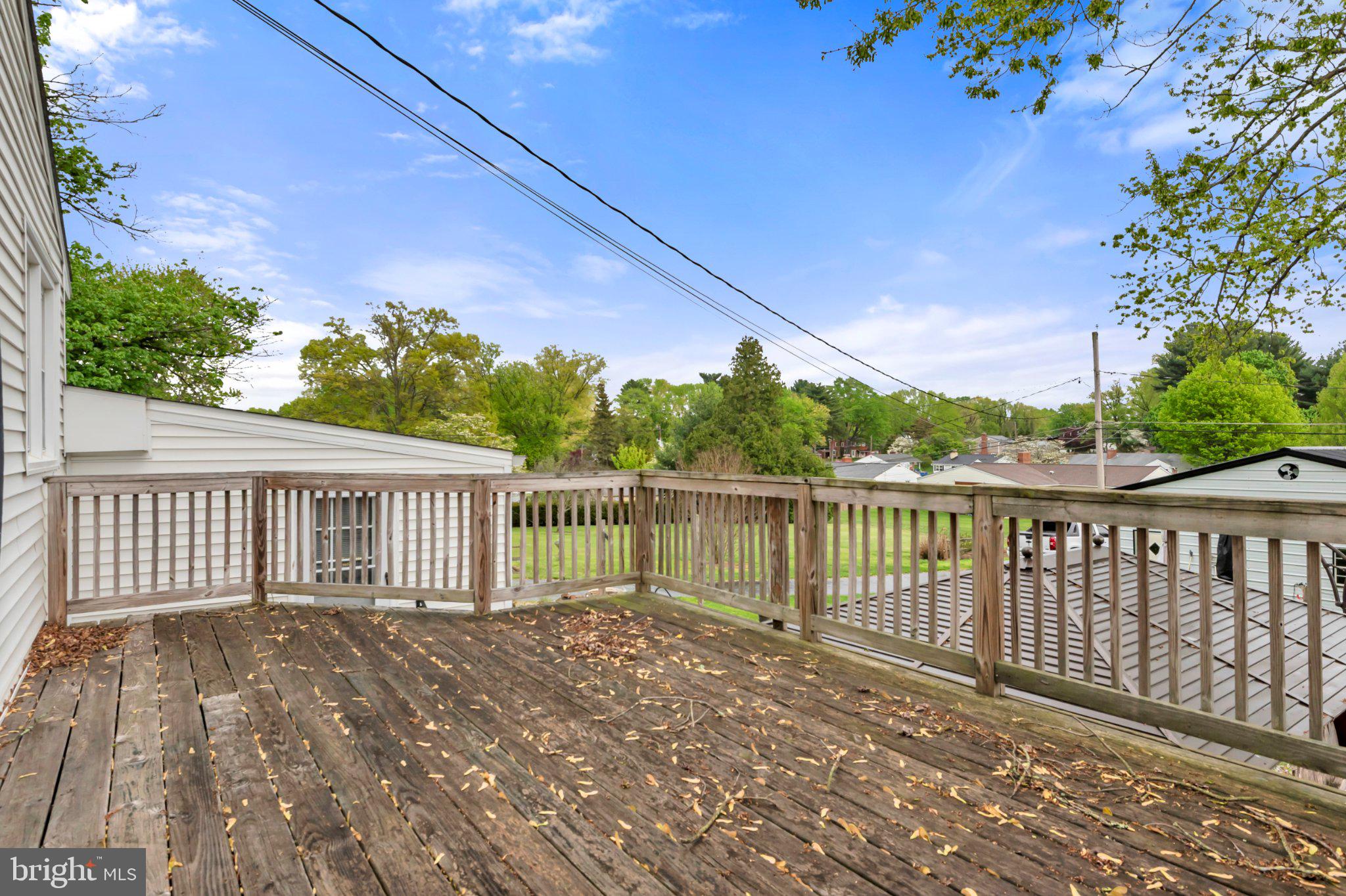 COLONIAL ACRES - Residential