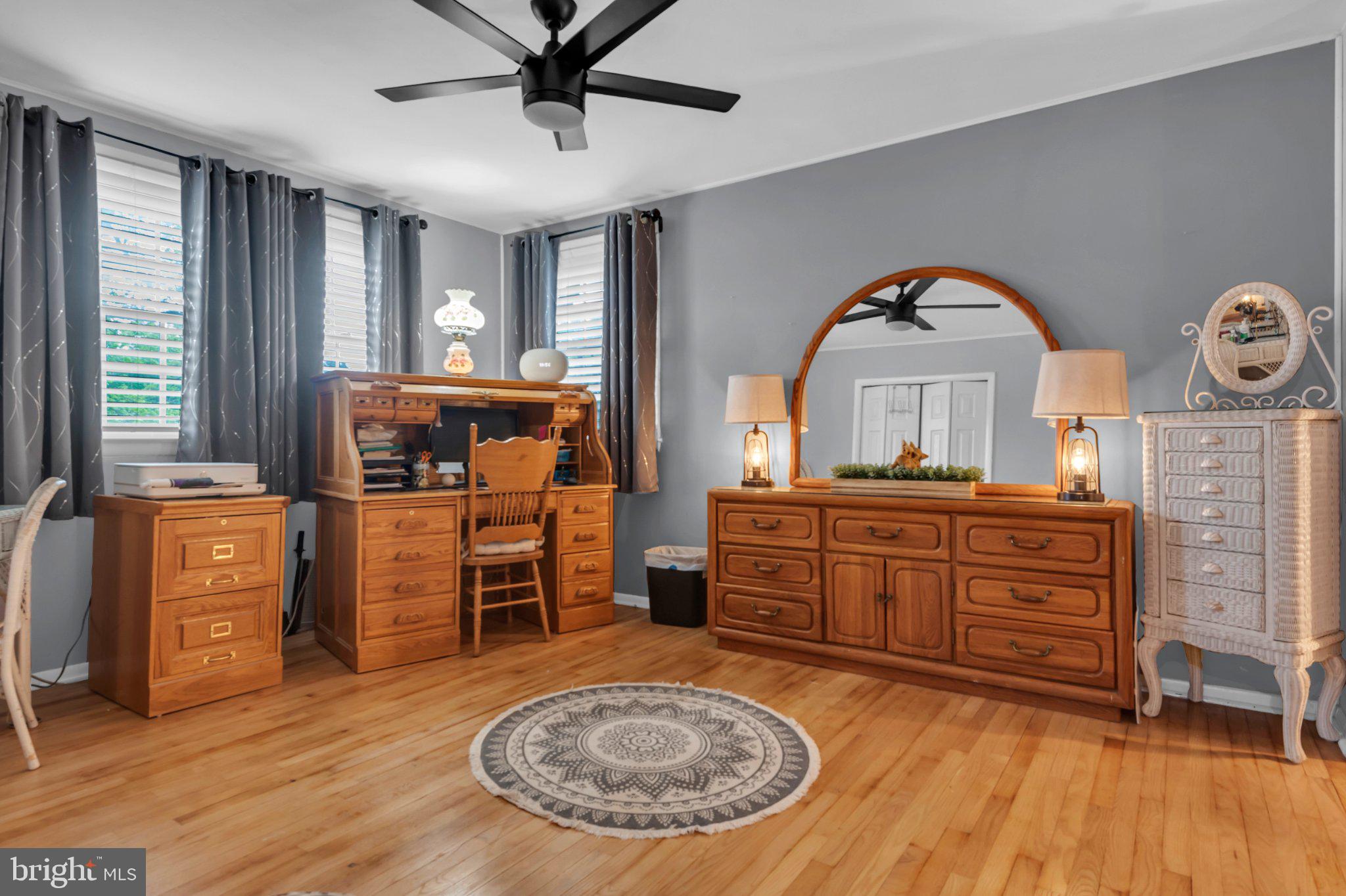 COLONIAL ACRES - Residential