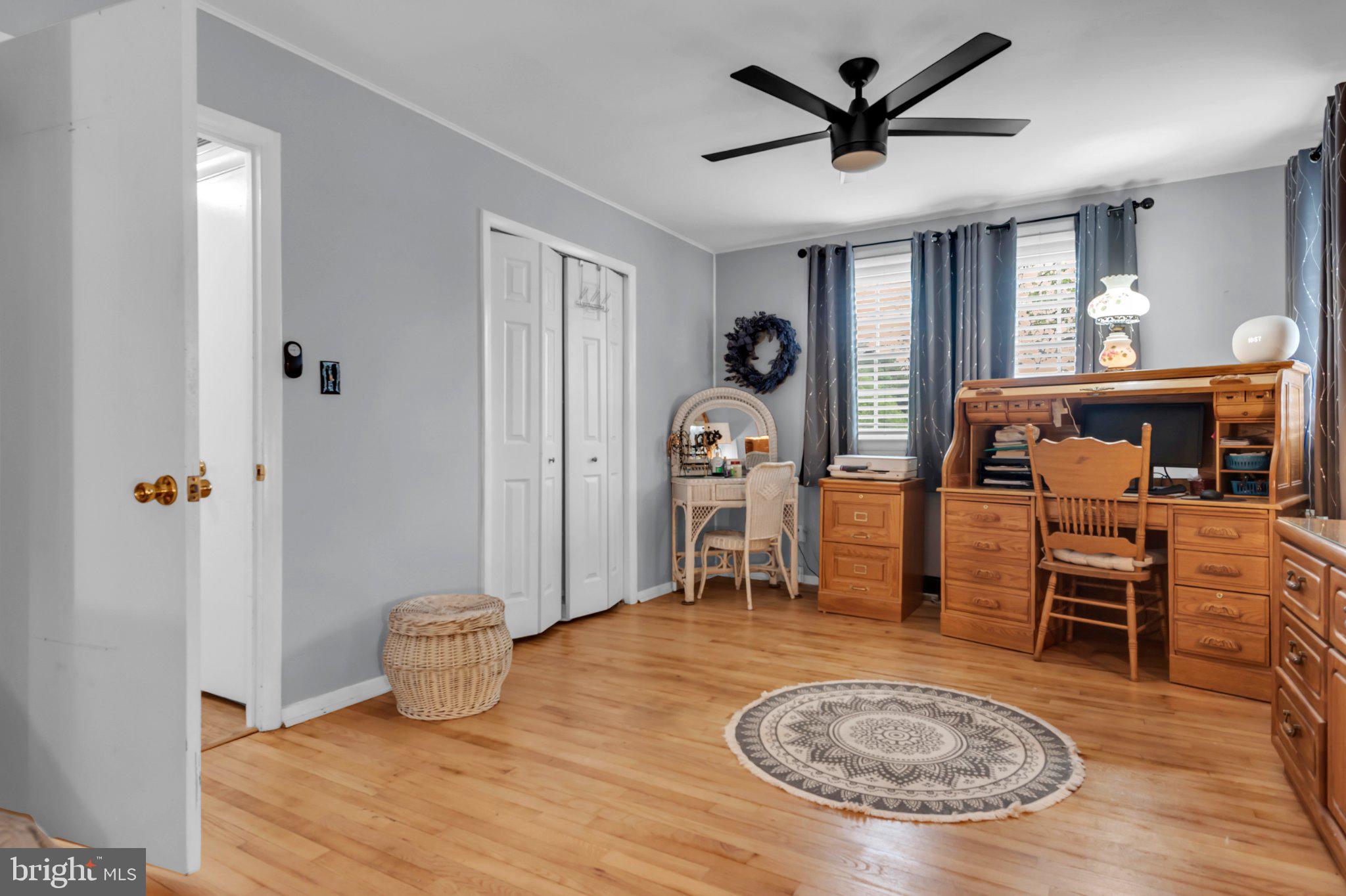 COLONIAL ACRES - Residential