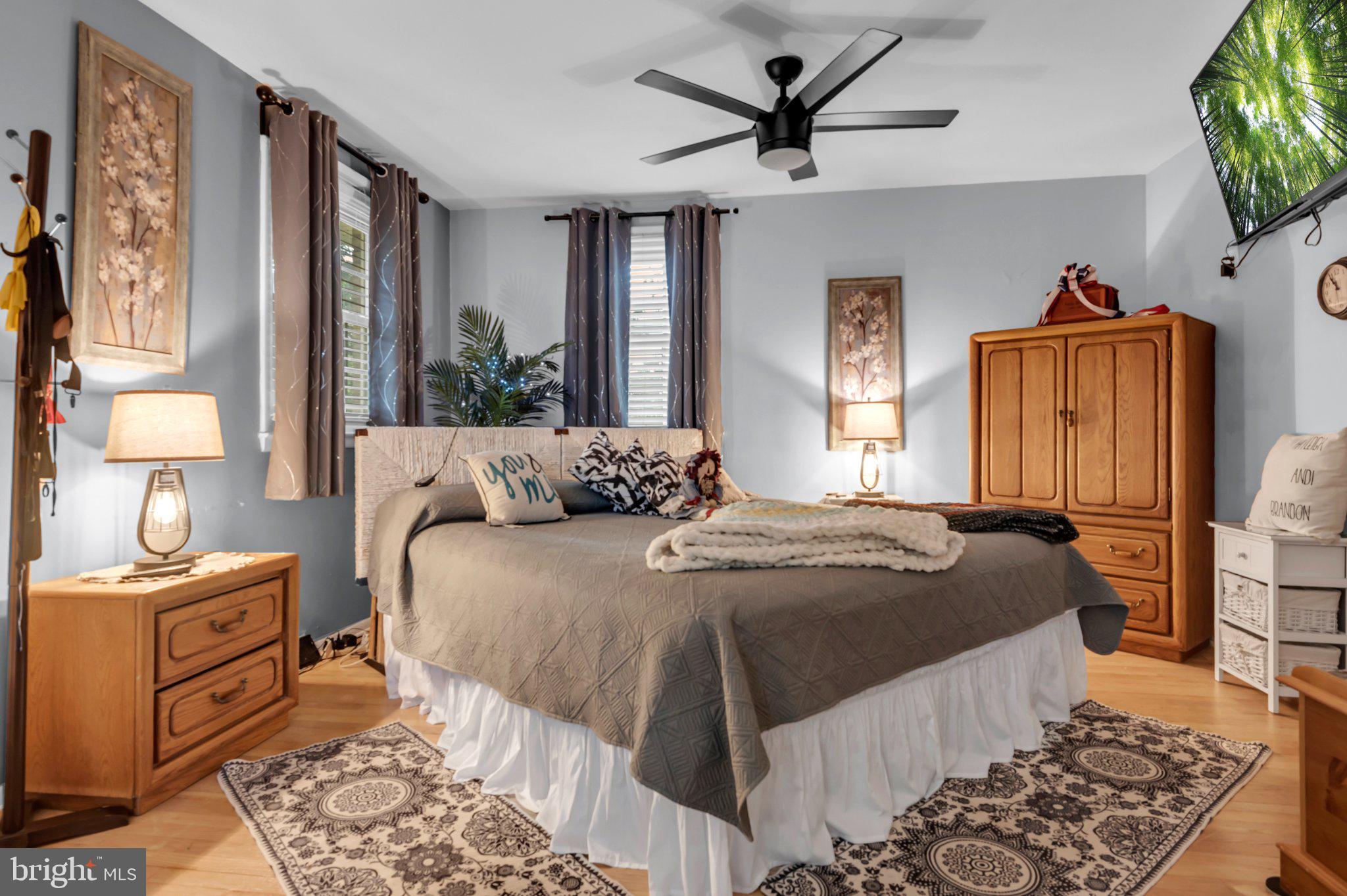 COLONIAL ACRES - Residential