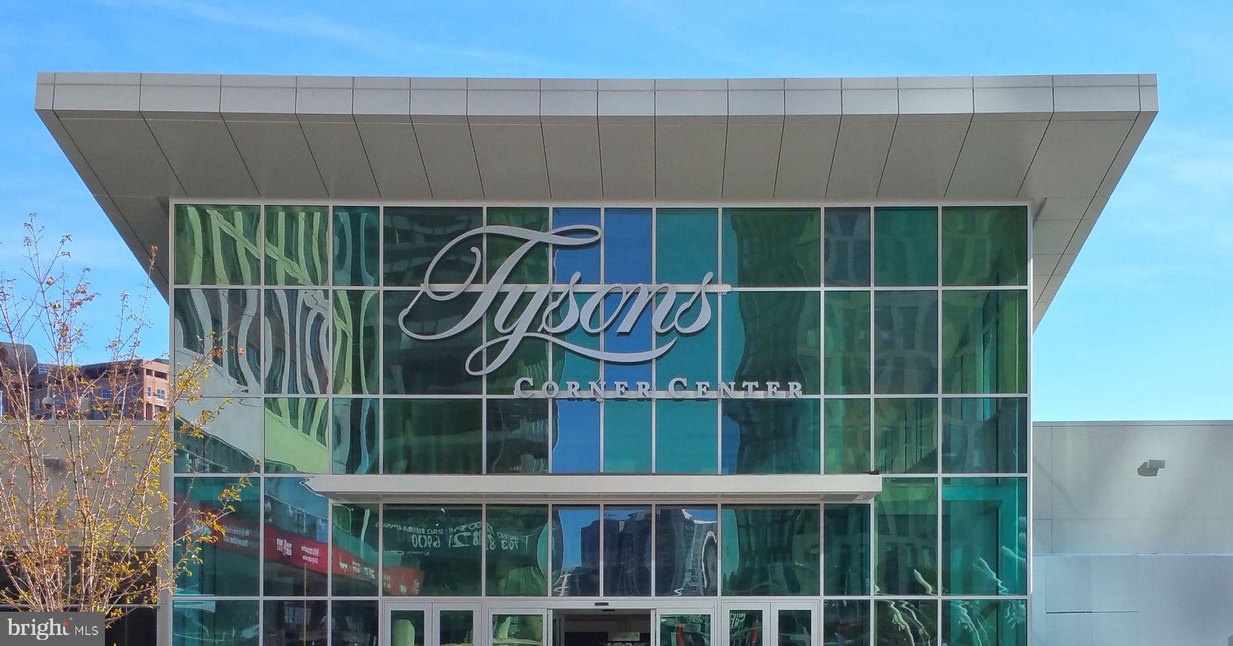 COURTS OF TYSONS - Residential Lease