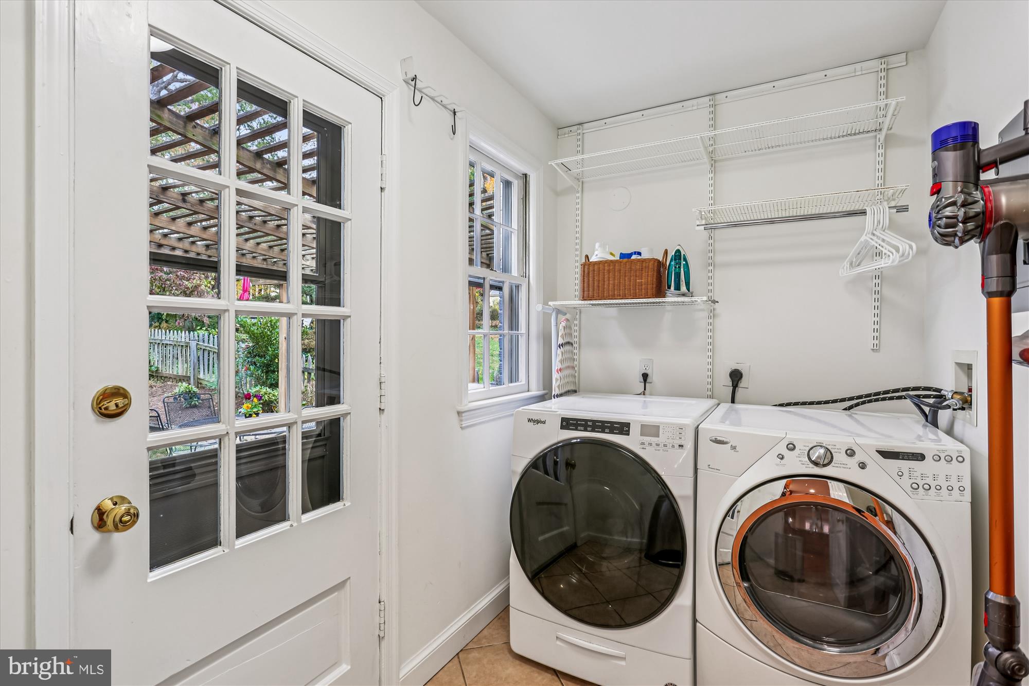 WOODACRES - Residential