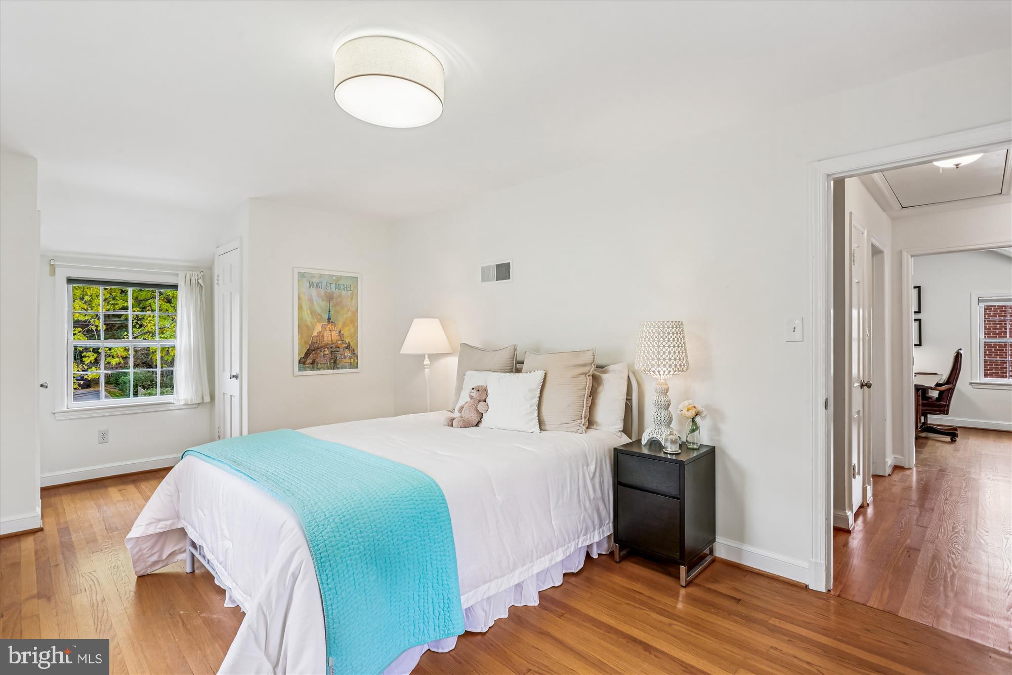 WOODACRES - Residential