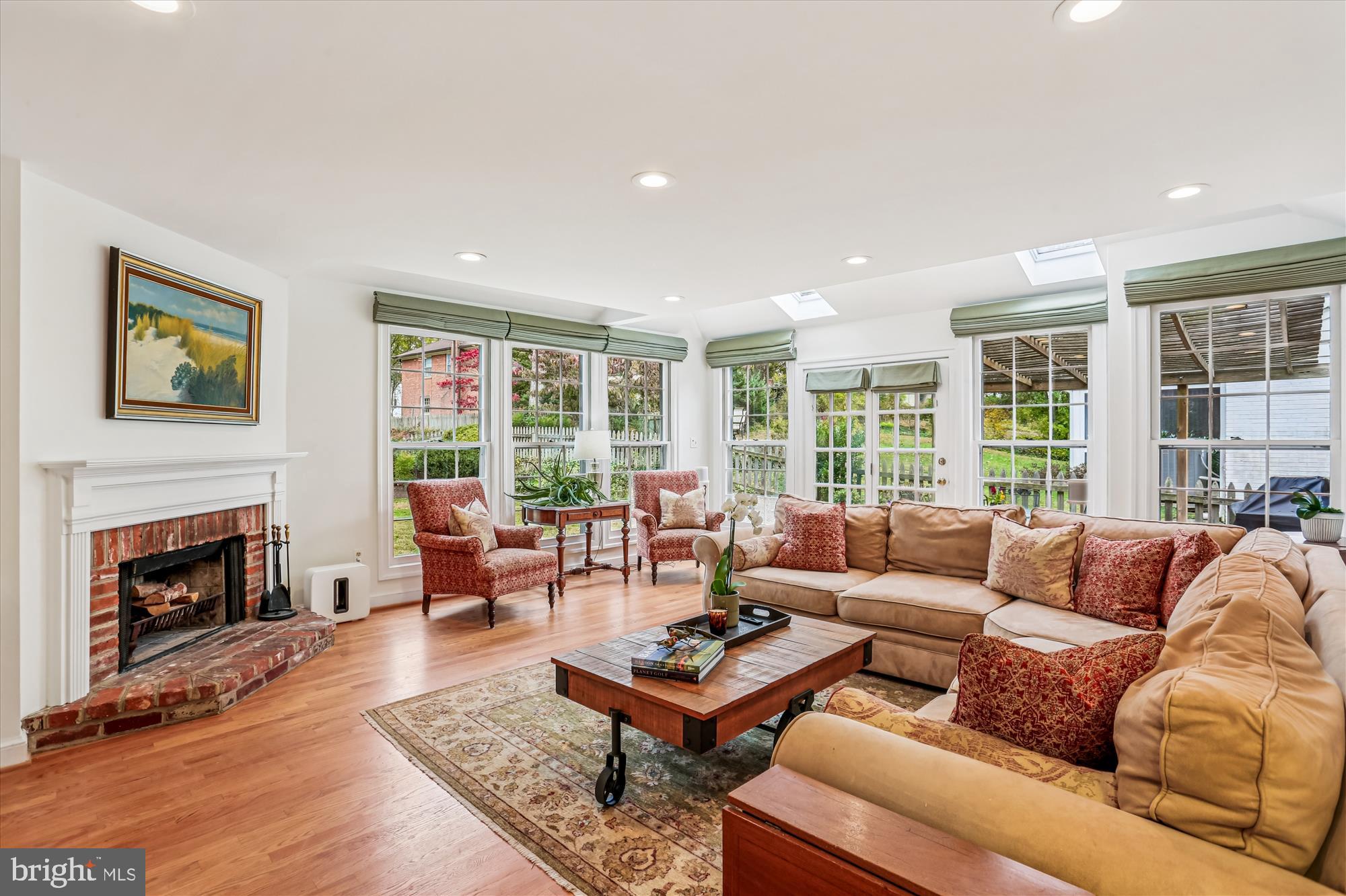 WOODACRES - Residential