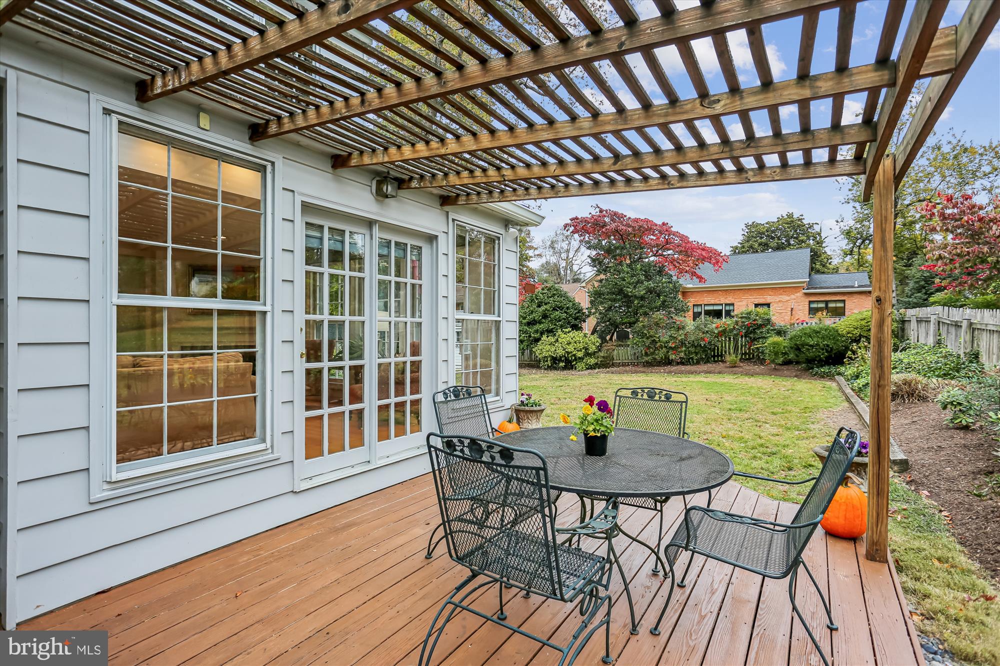 WOODACRES - Residential