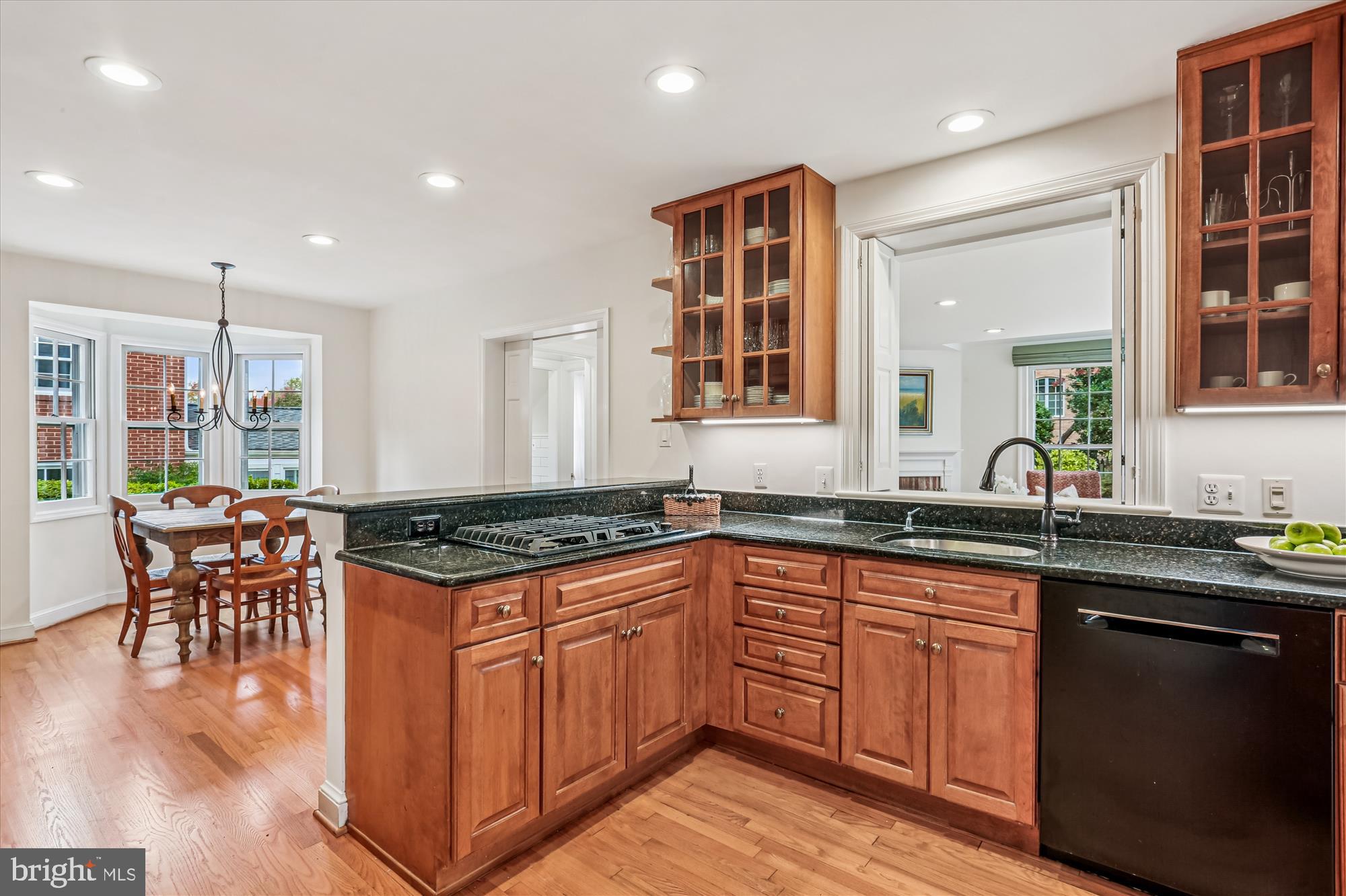 WOODACRES - Residential