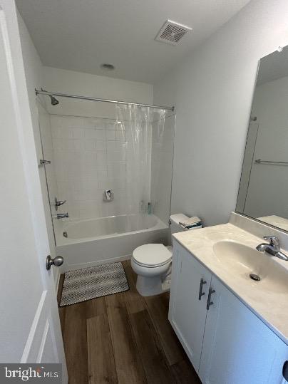 WHISPERING PINES - Residential Lease