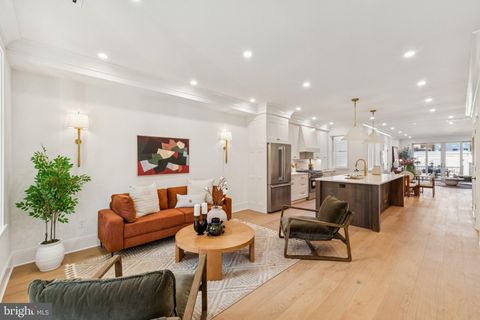 21 W STREET NW WASHINGTON DC 20001