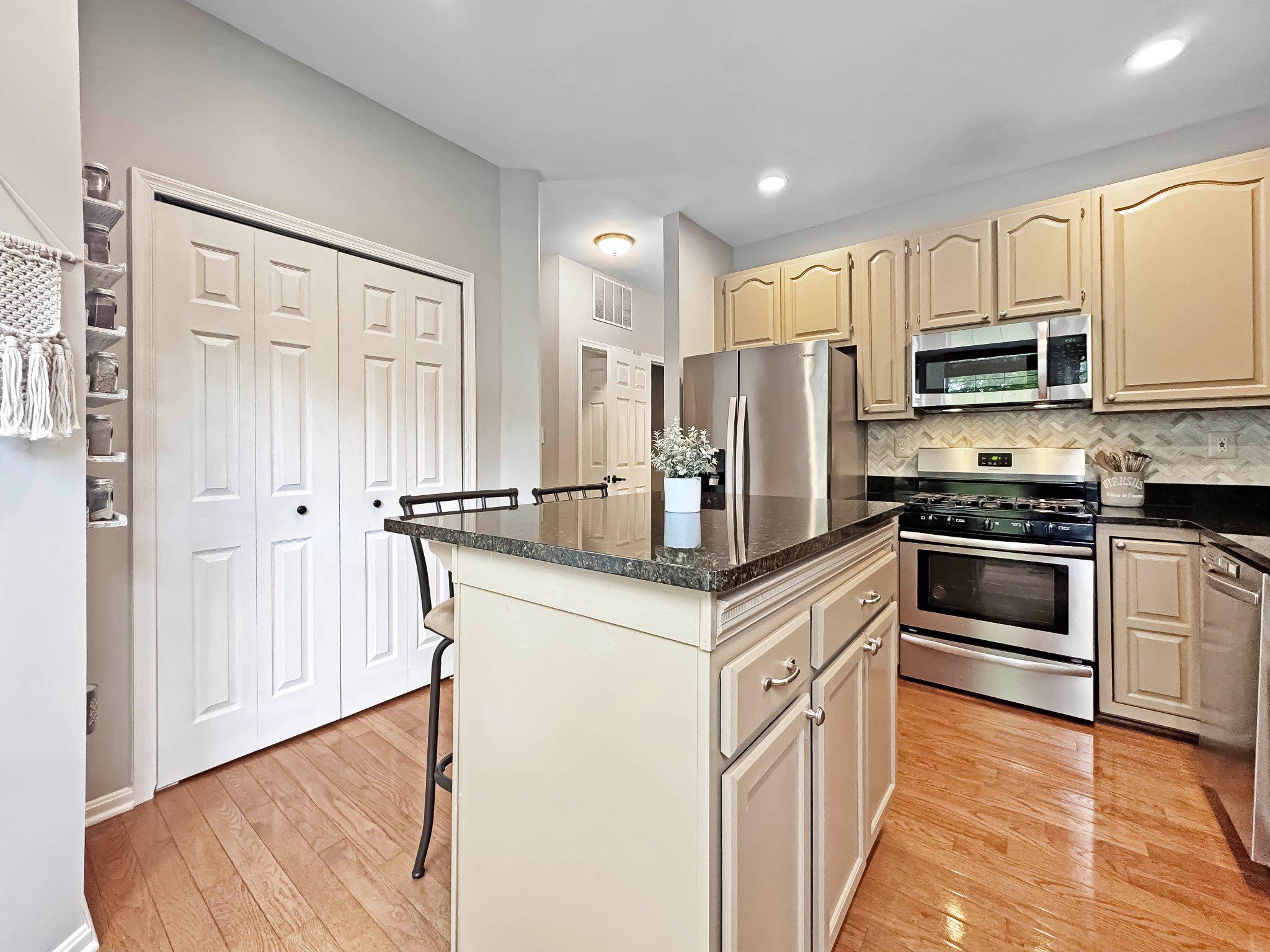 CASCADES LOWES ISLAND - Residential