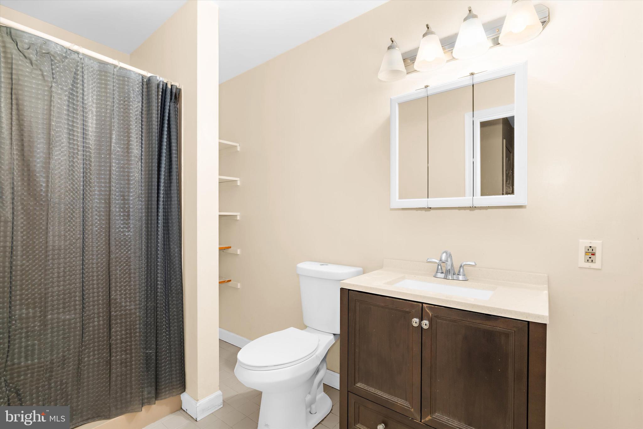 SUMMIT RIDGE - Residential