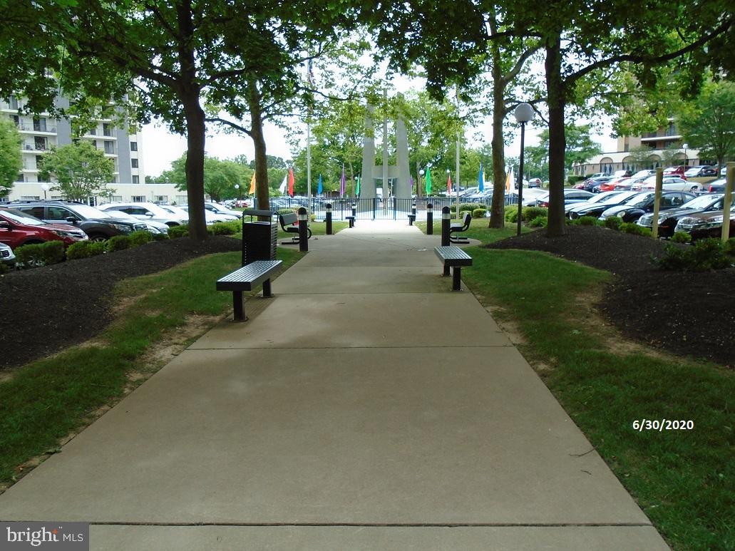 VALLEY FORGE TOWER - Residential