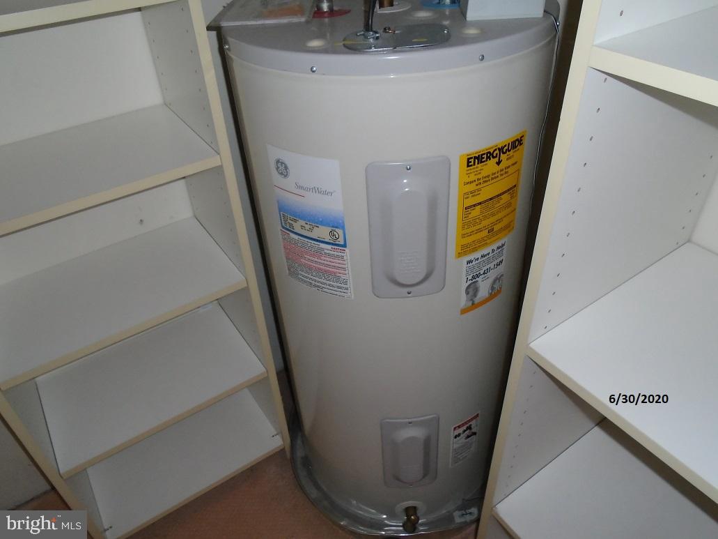 VALLEY FORGE TOWER - Residential