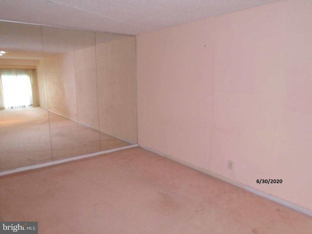 VALLEY FORGE TOWER - Residential