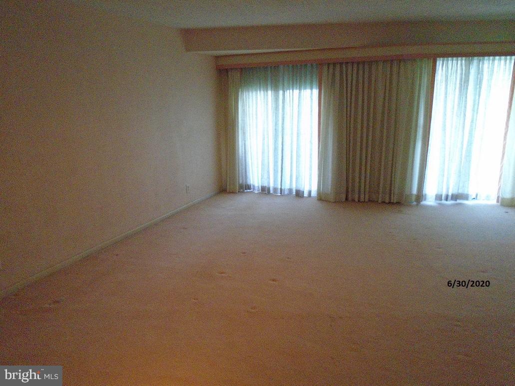 VALLEY FORGE TOWER - Residential