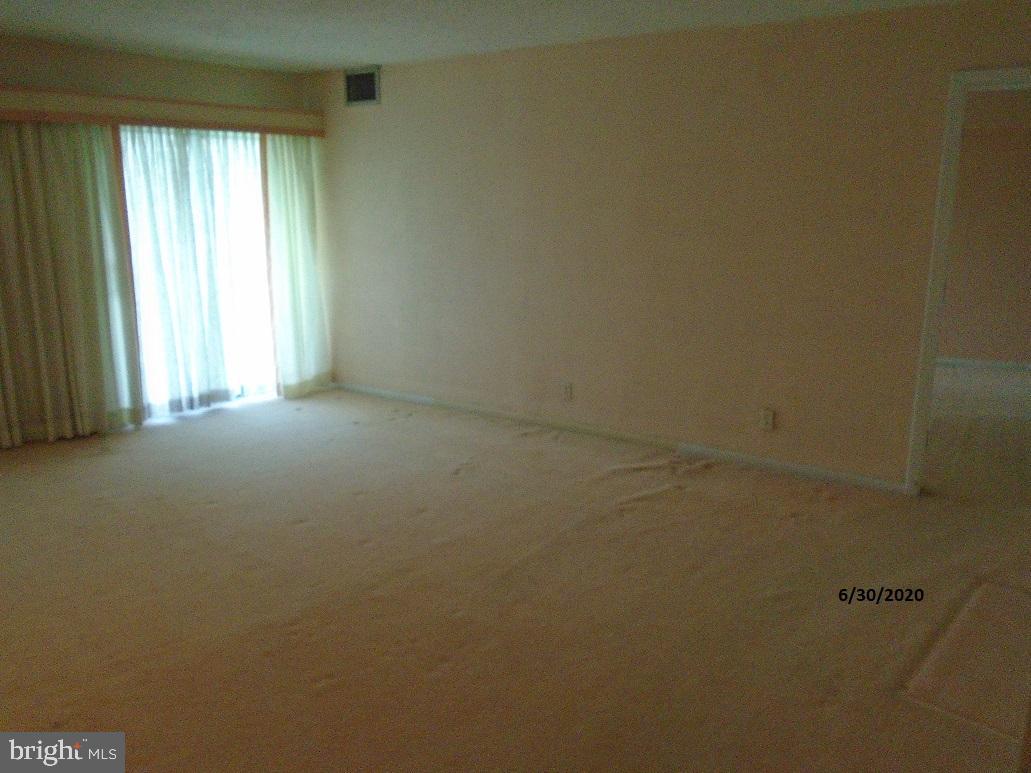 VALLEY FORGE TOWER - Residential