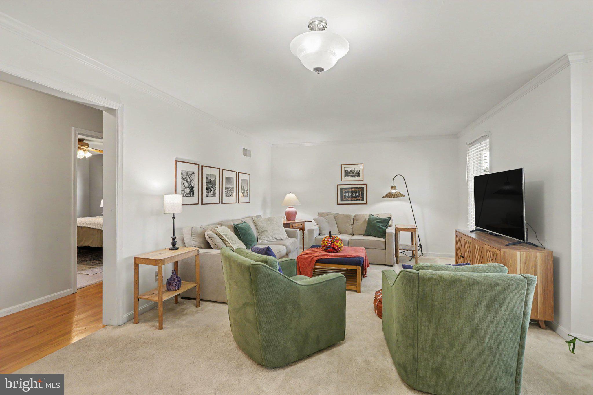 2404 GLENDORE DRIVE