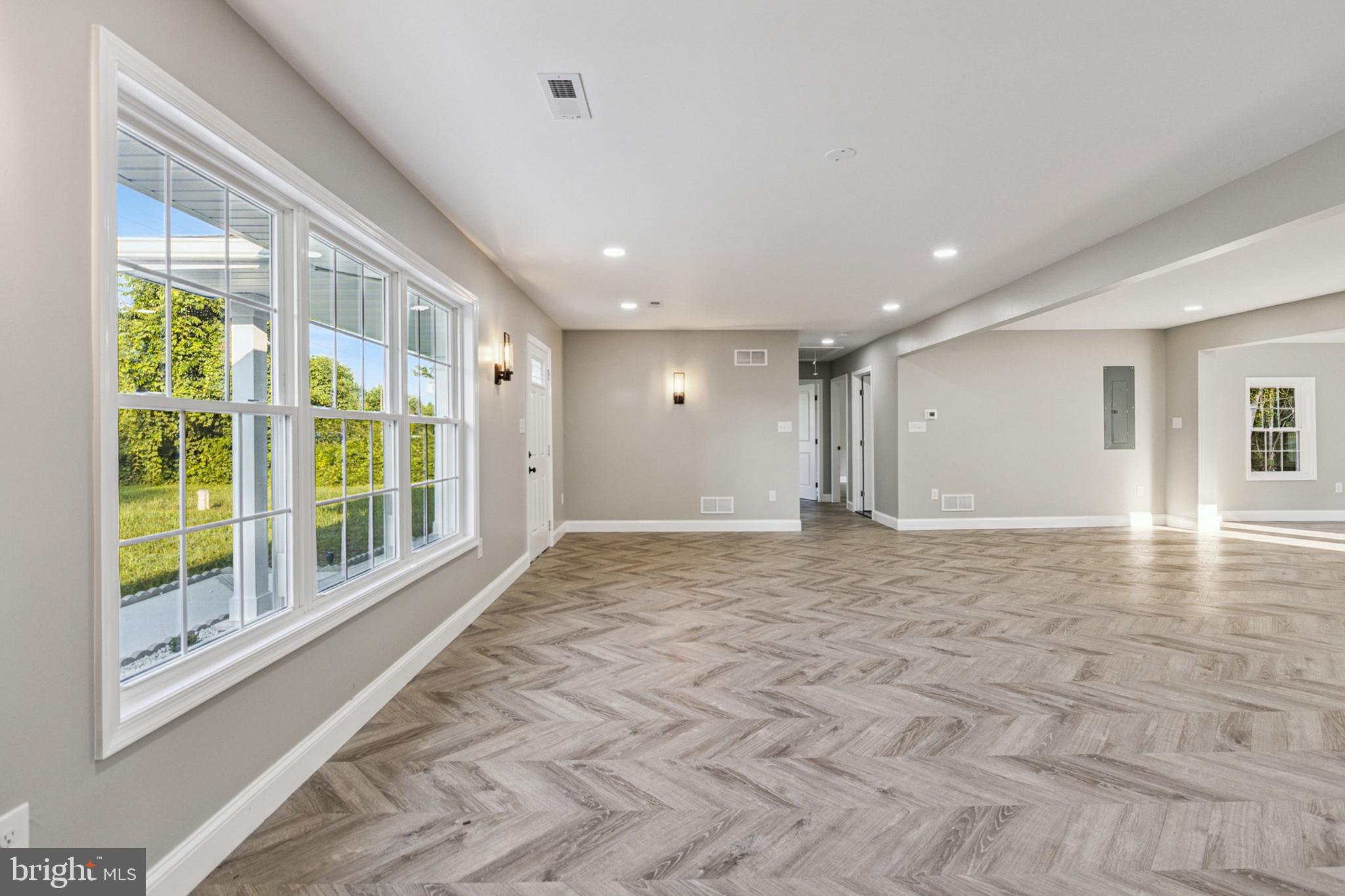 751 TWIN WILLOWS ROAD