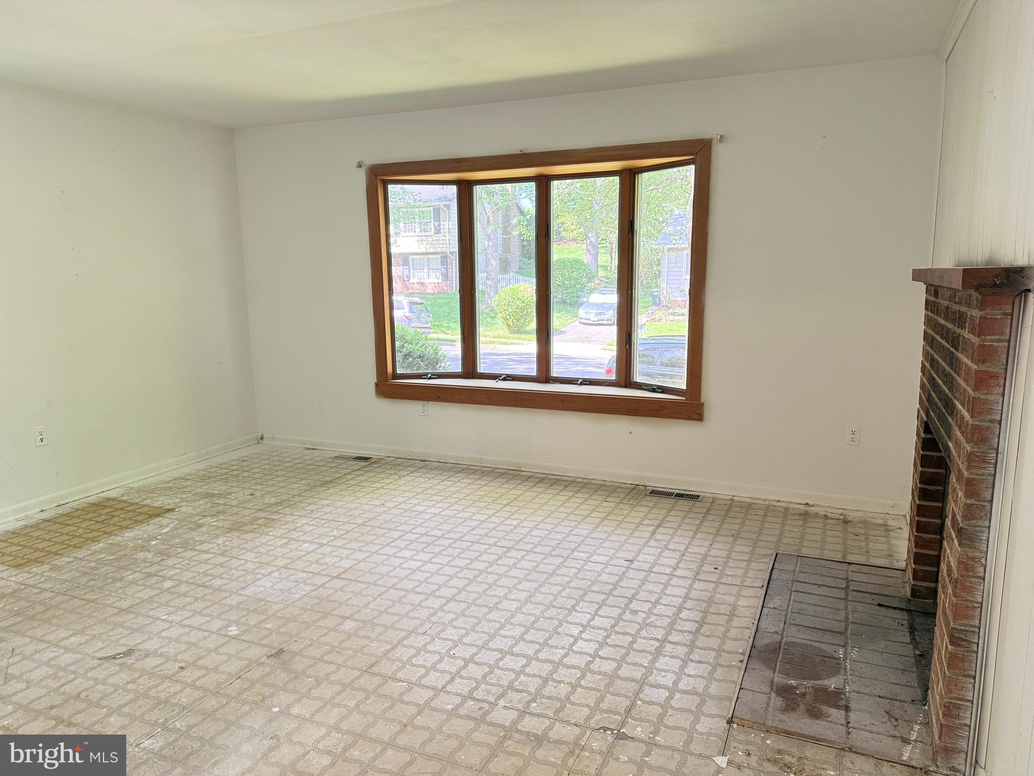 LAKE RIDGE - Residential