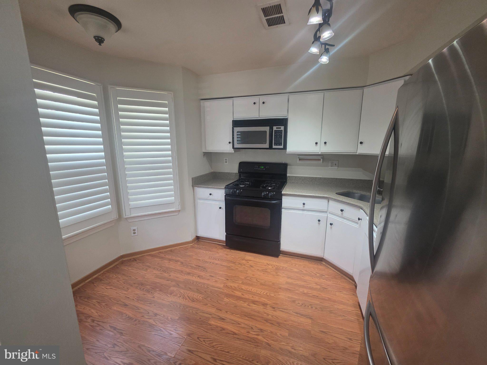 3011 HOPKINS COURT