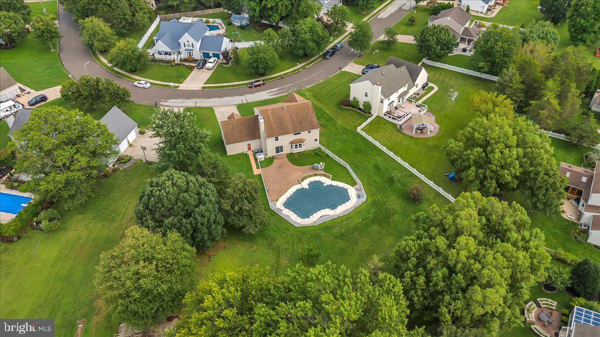 515 MACINTOSH DRIVE