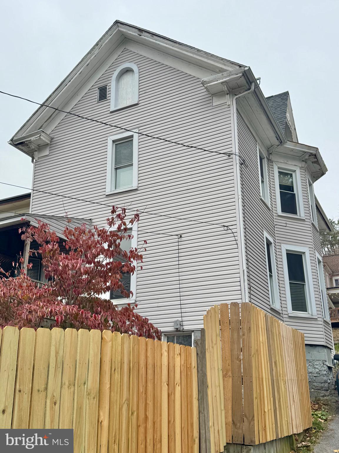 TYRONE - Residential