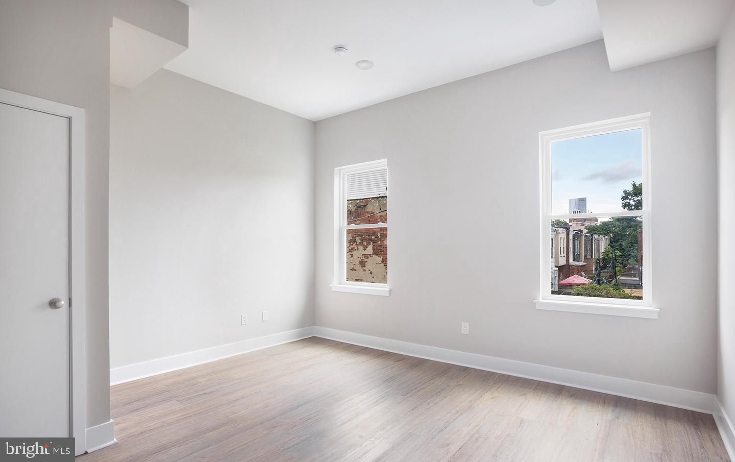 POINT BREEZE - Residential Lease