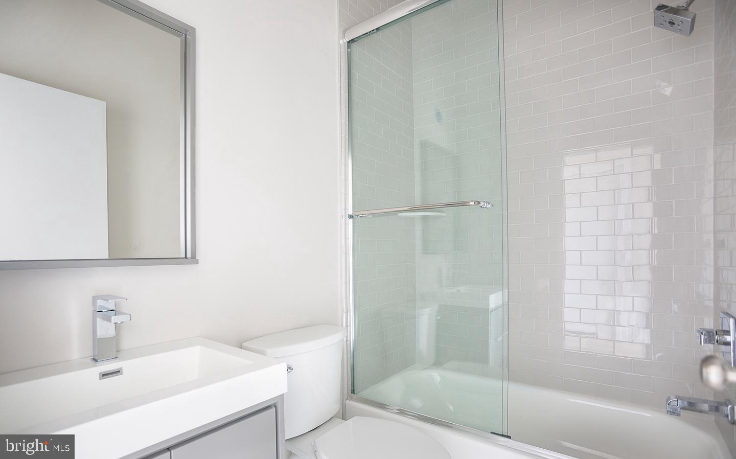 POINT BREEZE - Residential Lease