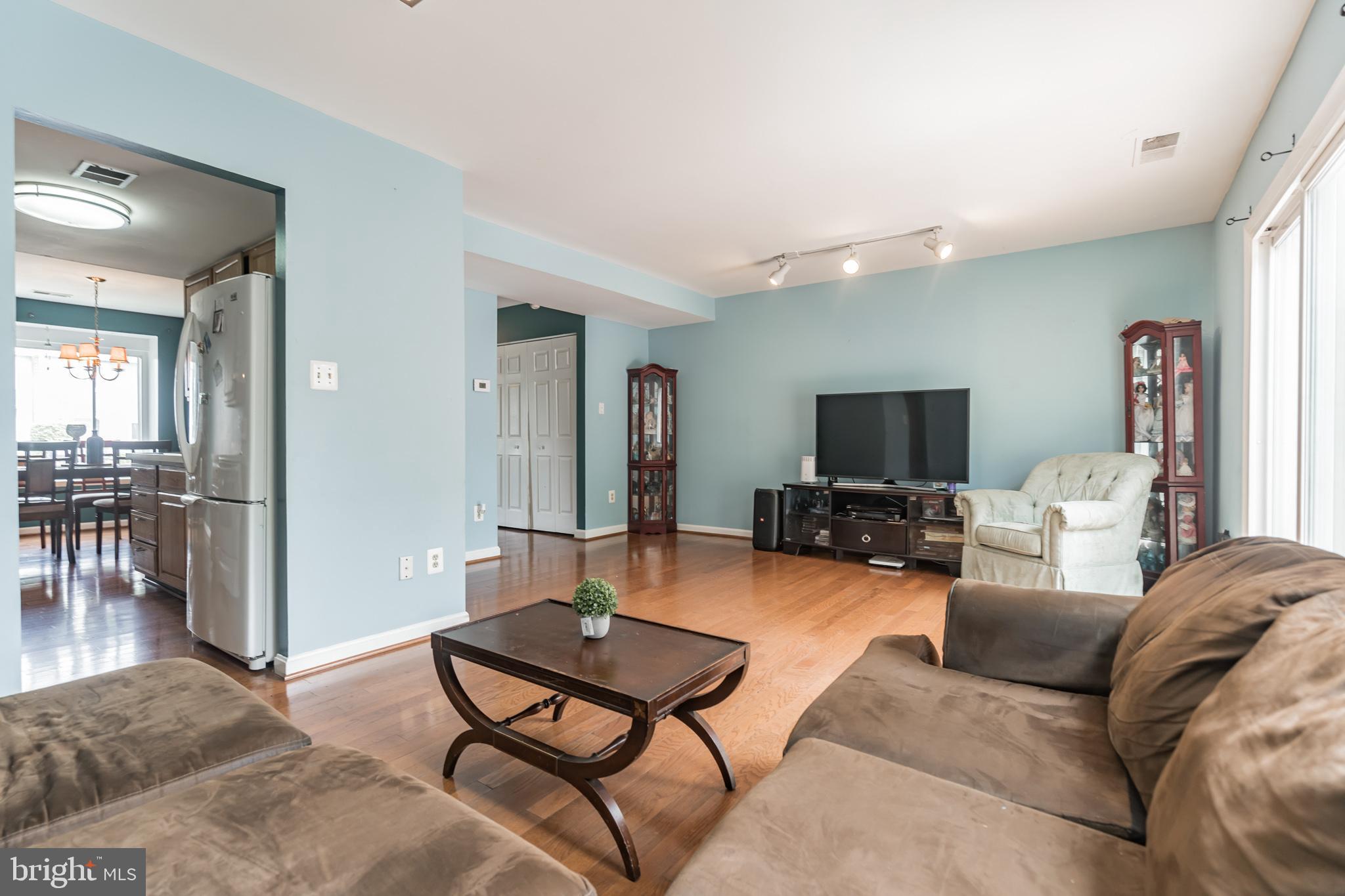 CAVALIER PARK - Residential