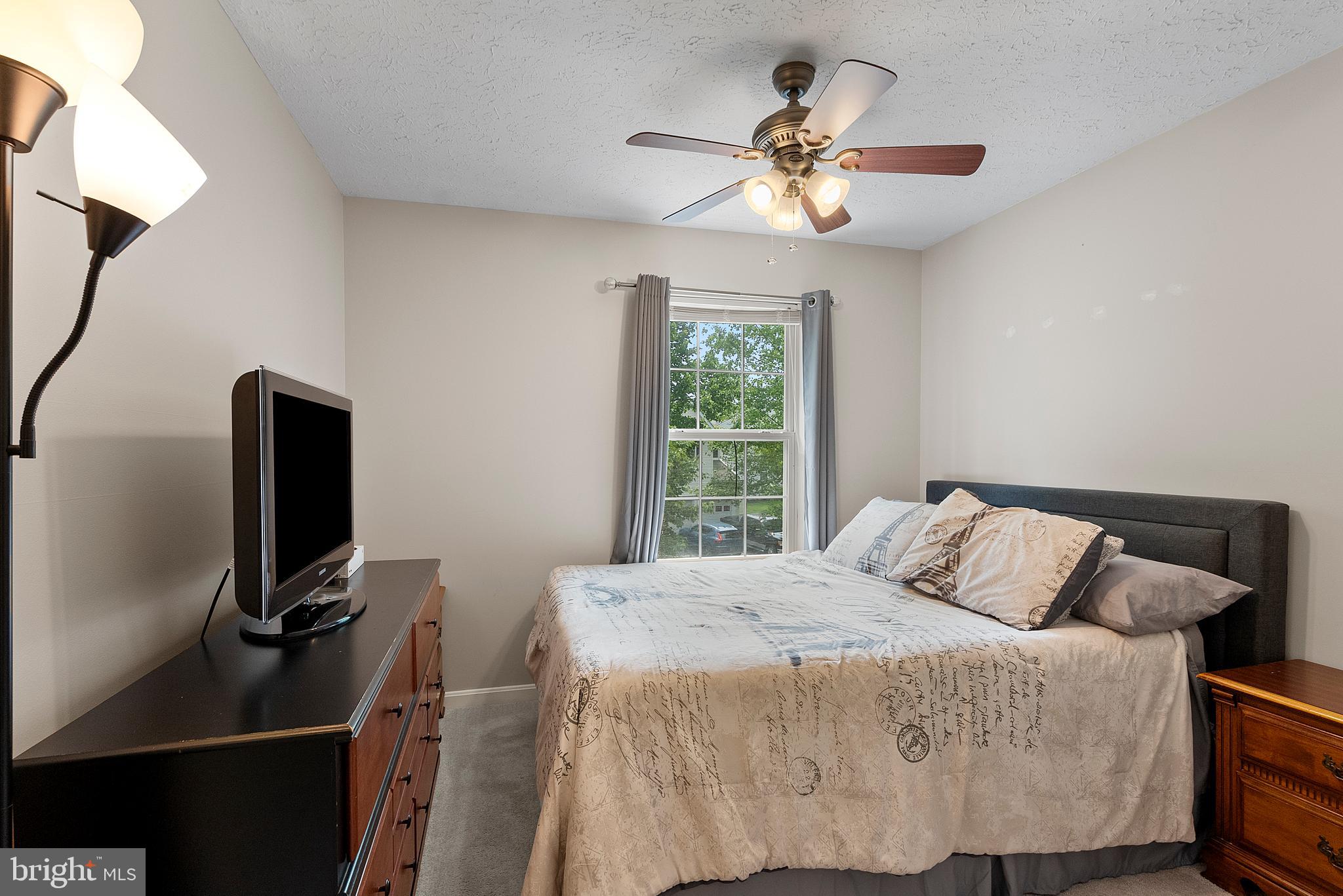 BERRY VALLEY - Residential Lease