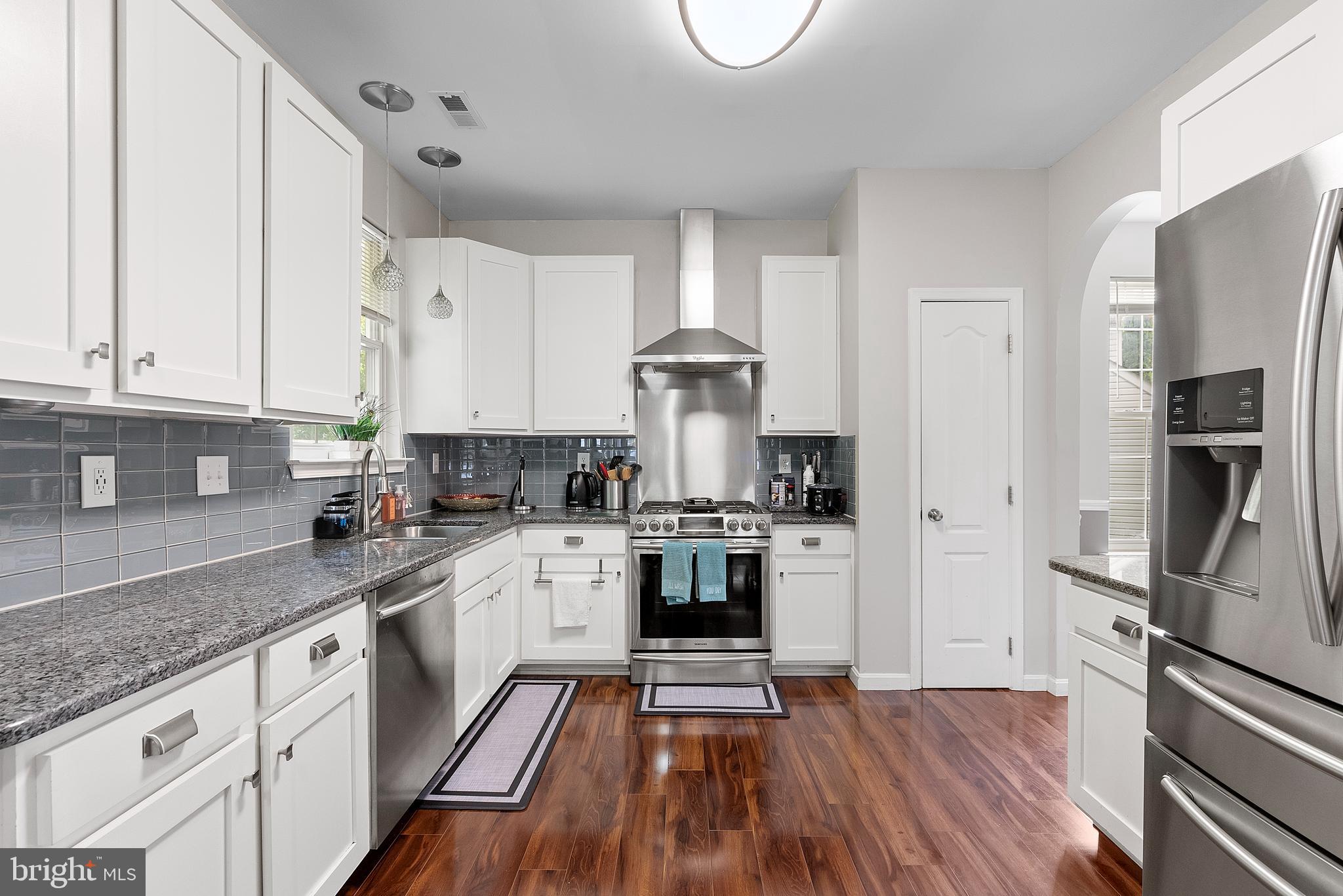 BERRY VALLEY - Residential Lease