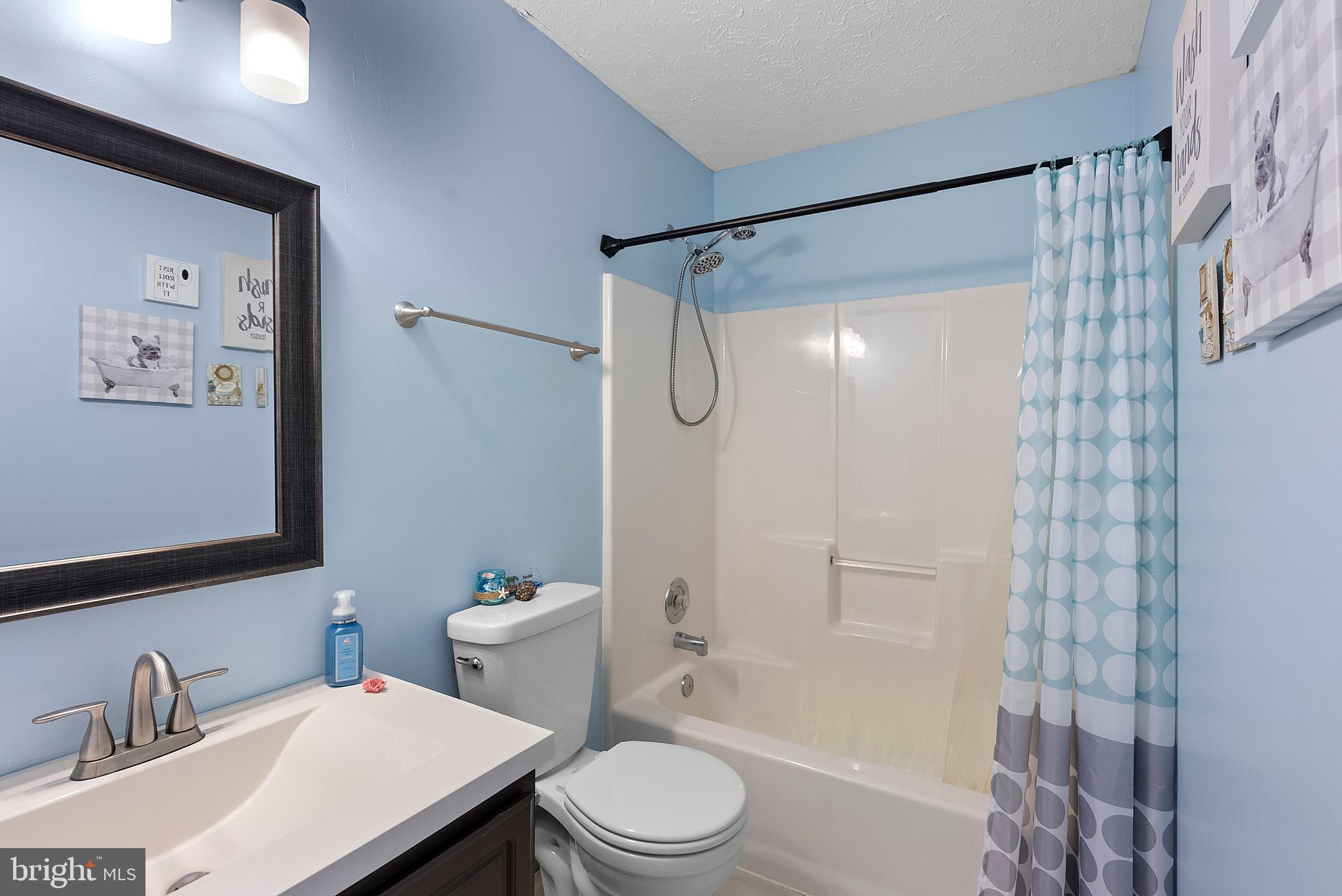 BERRY VALLEY - Residential Lease