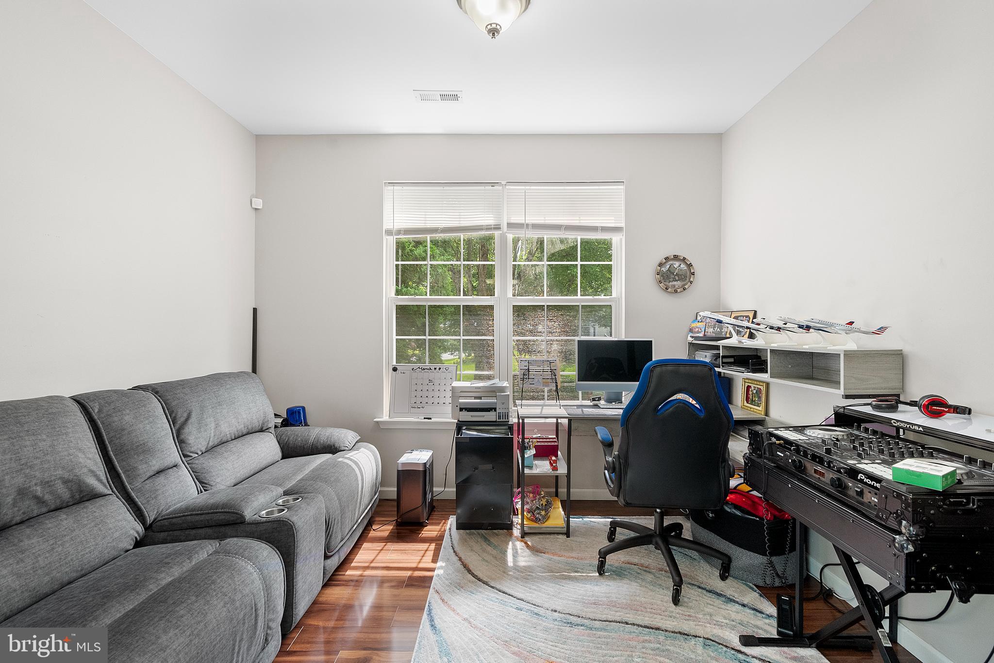 BERRY VALLEY - Residential Lease