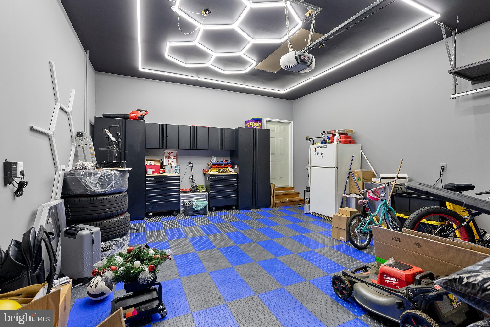 BERRY VALLEY - Residential Lease